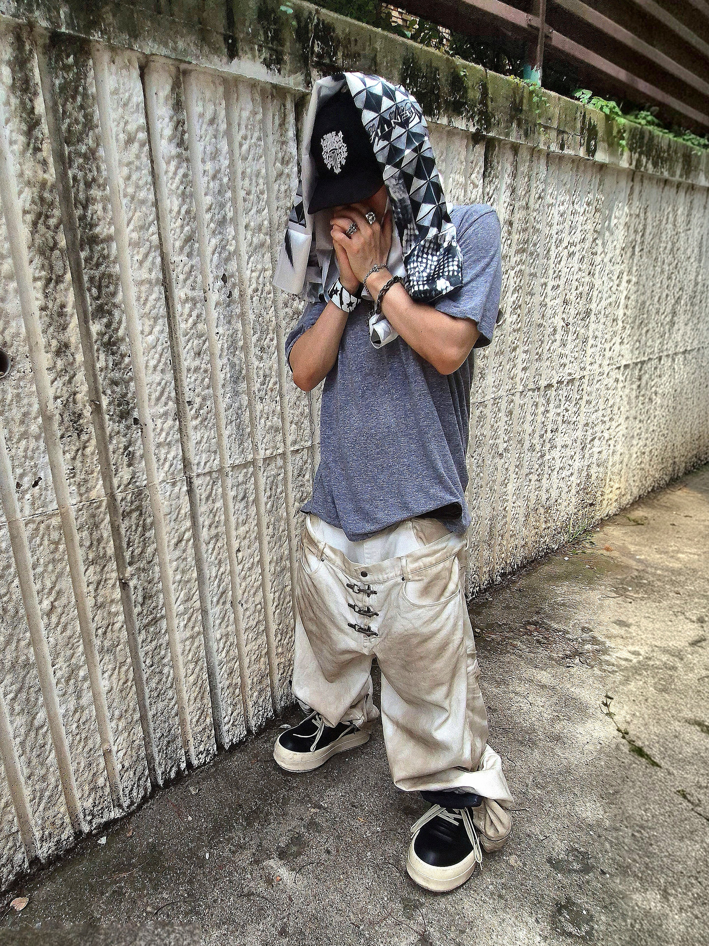 emostanceclub Core Belt Croc Embossed BROWN, Rick Owens Mega Bumper Geobasket Black Milk 착용 스타일 - 2