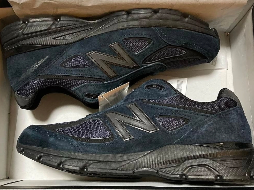 New Balance x JJJJound 990v4 Navy 착용 스타일