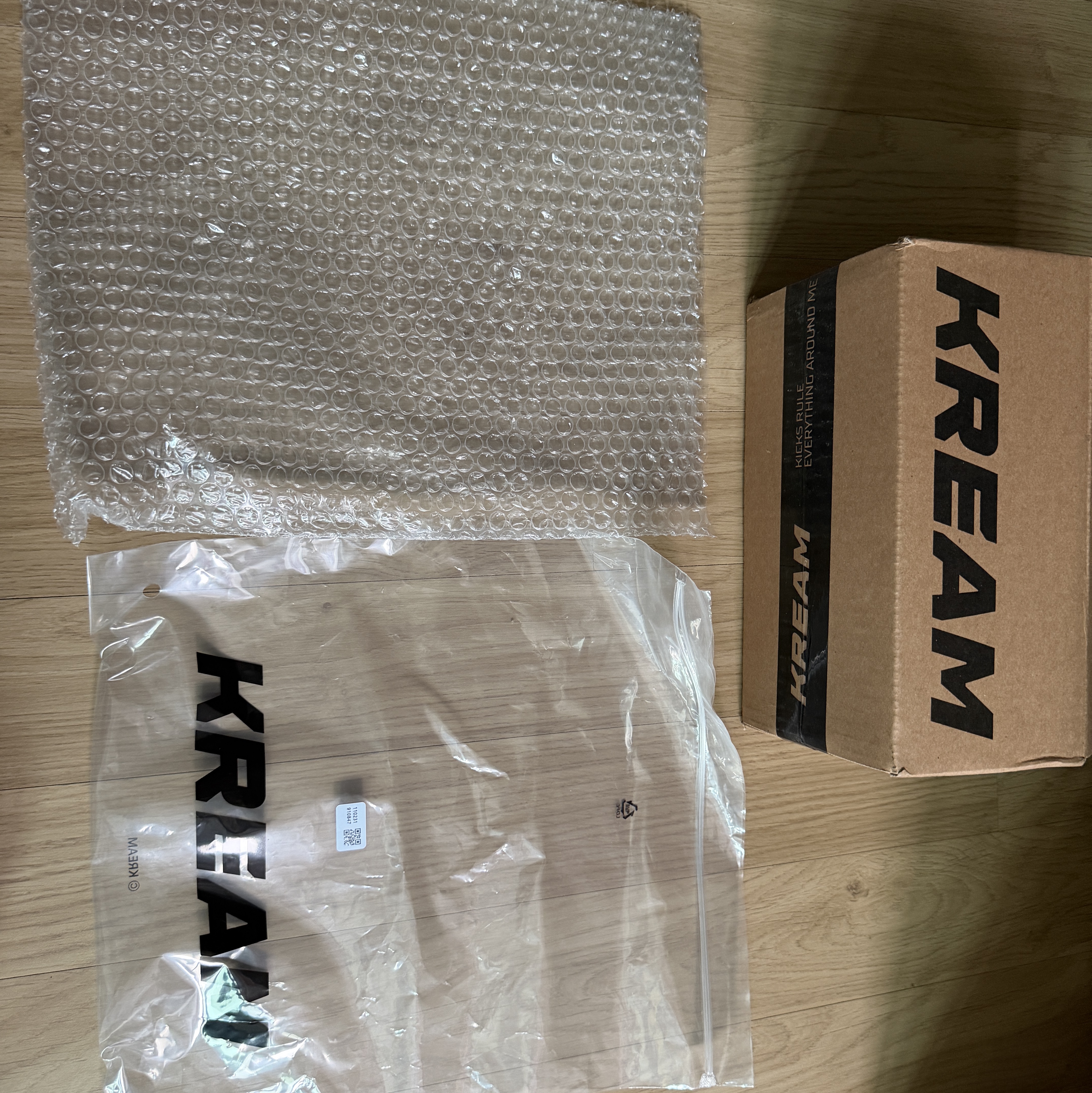 Oakley Eye Jacket Redux Matte Black Frame Prizm Grey Lenses High Bridge Fit 착용 스타일 - 2