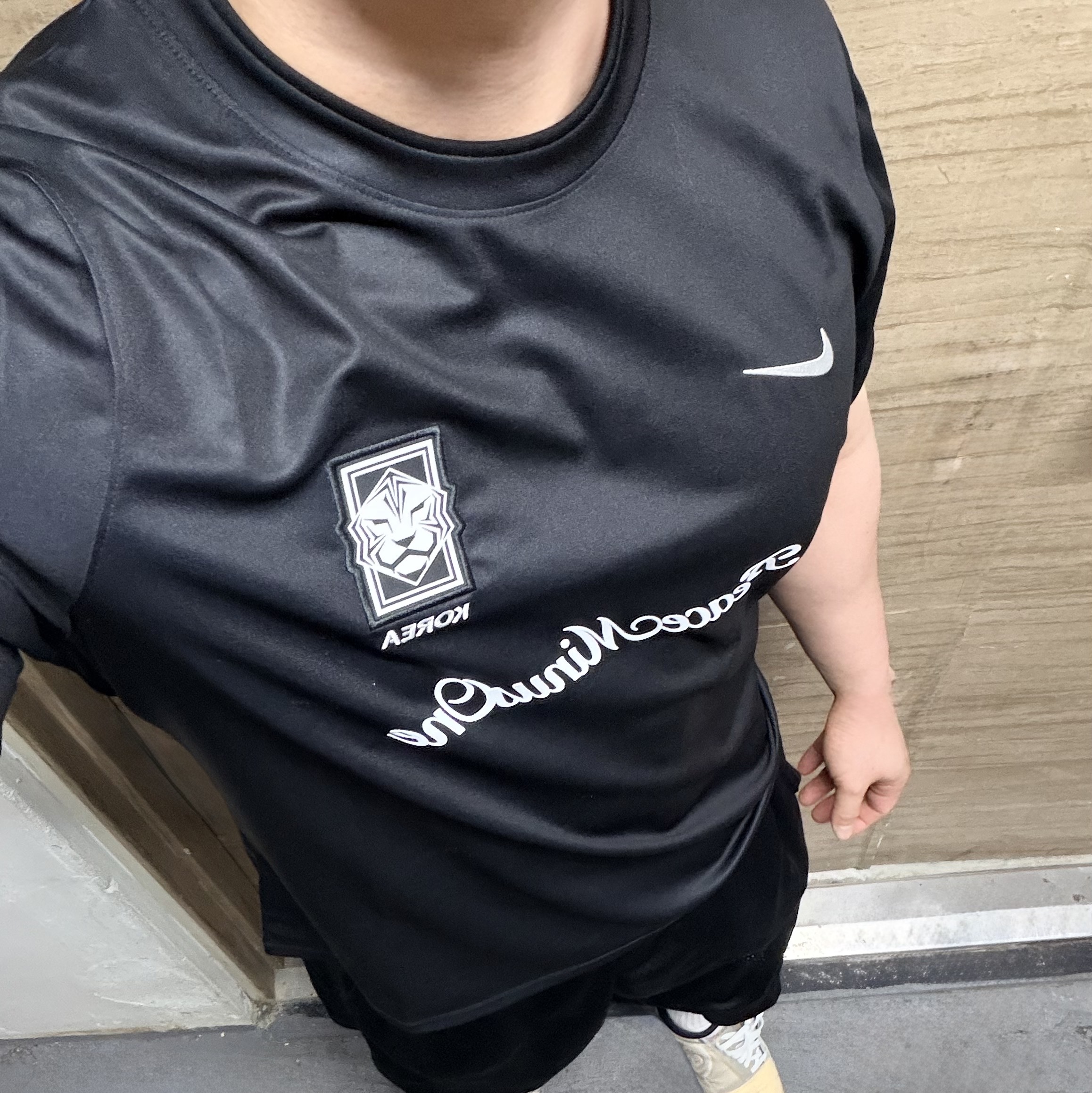 Nike x Peaceminusone Korea Academy Pro Short-Sleeve Football Top Black White, Nike Total 90 III SP White and Black 착용 스타일
