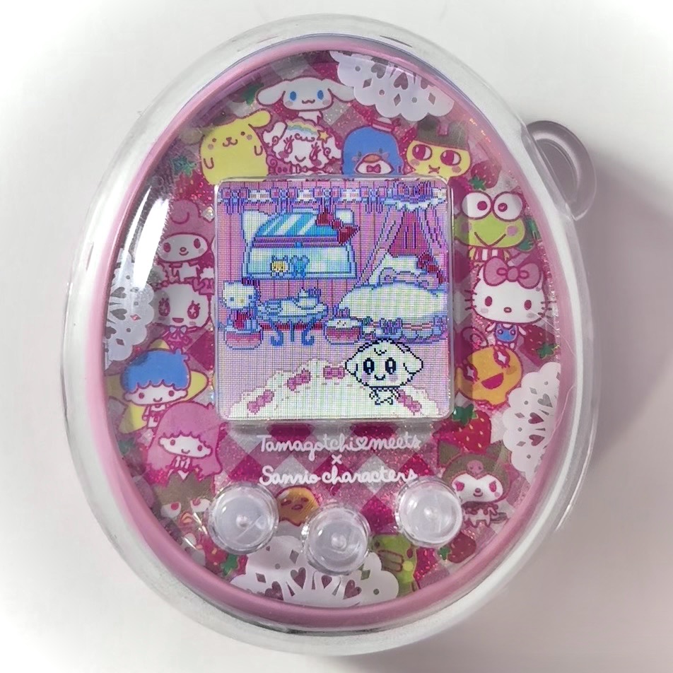 Tamagotchi Meets Sanrio Pink 착용 스타일