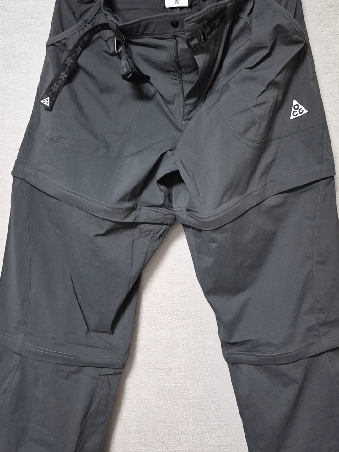 Nike ACG Five Towers Zip-Off Pants Anthracite Summit White - Asia 착용 스타일