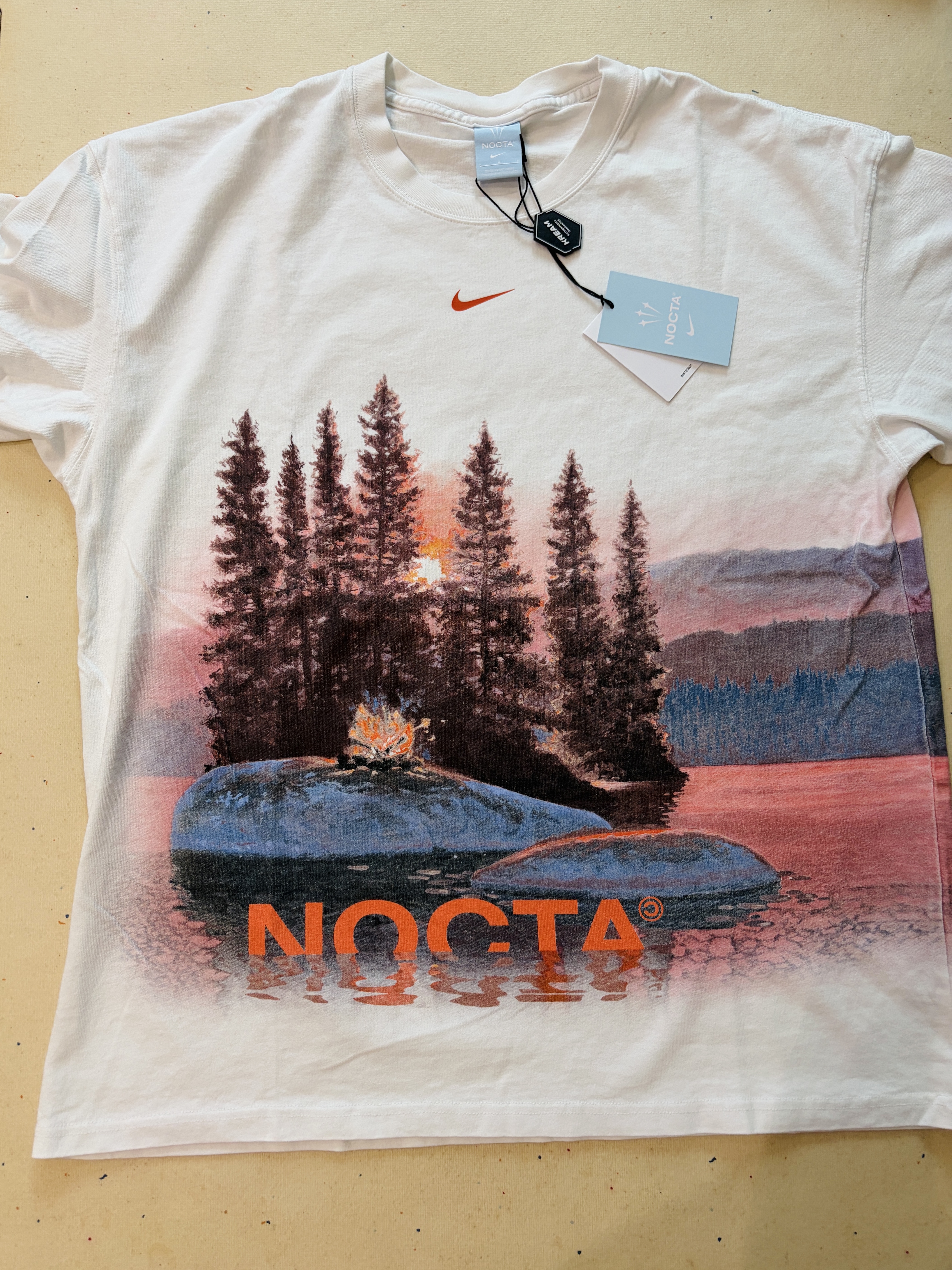 Nike x Drake Nocta Opal Reels Tee White (FV7865-100) 착용 스타일 - 1