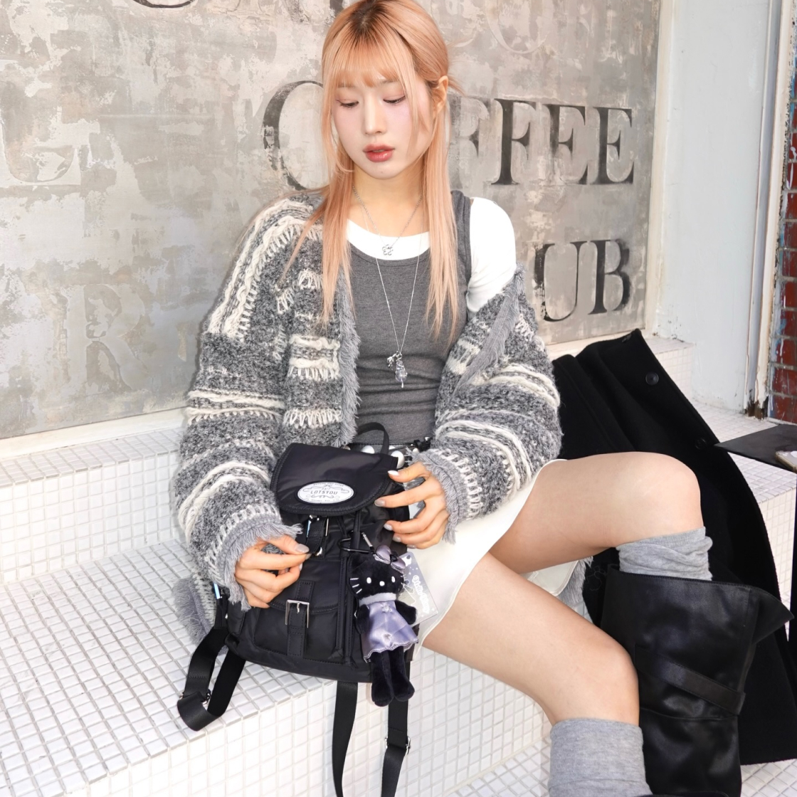 라츠유 노스텔지아 츄비 백팩 블랙(LOTS YOU Nostalgia chubby Backpack Black) - 4