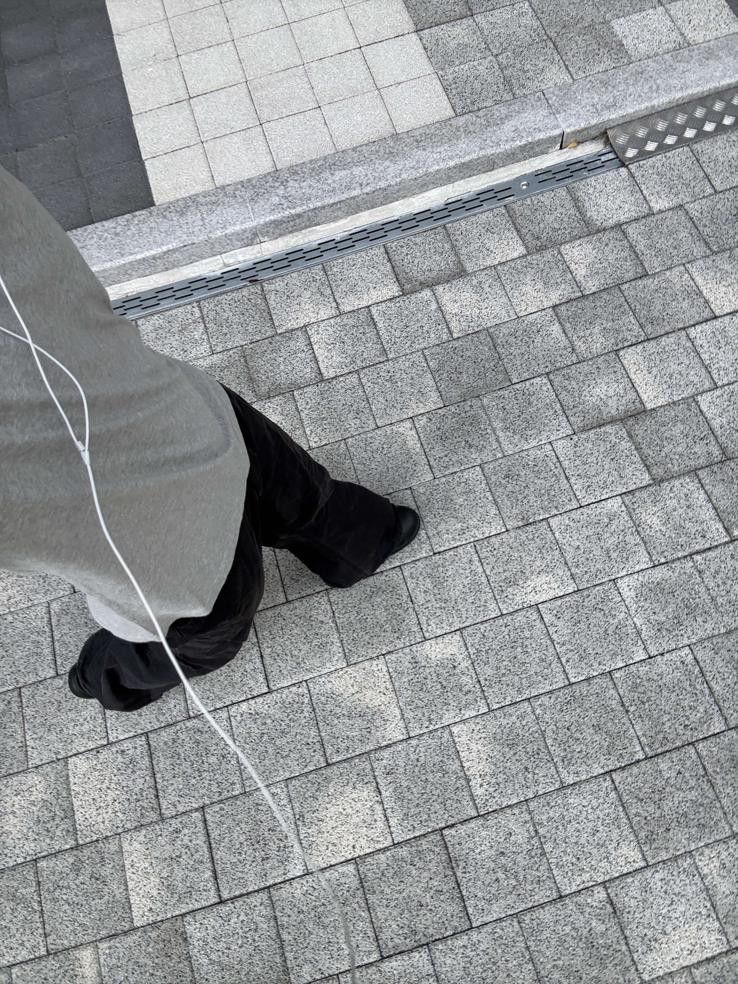 Polyteru Boarder Pants Dark Navy, Polyteru Human Index Human Basica T-Shirt Melange Gray 착용 스타일