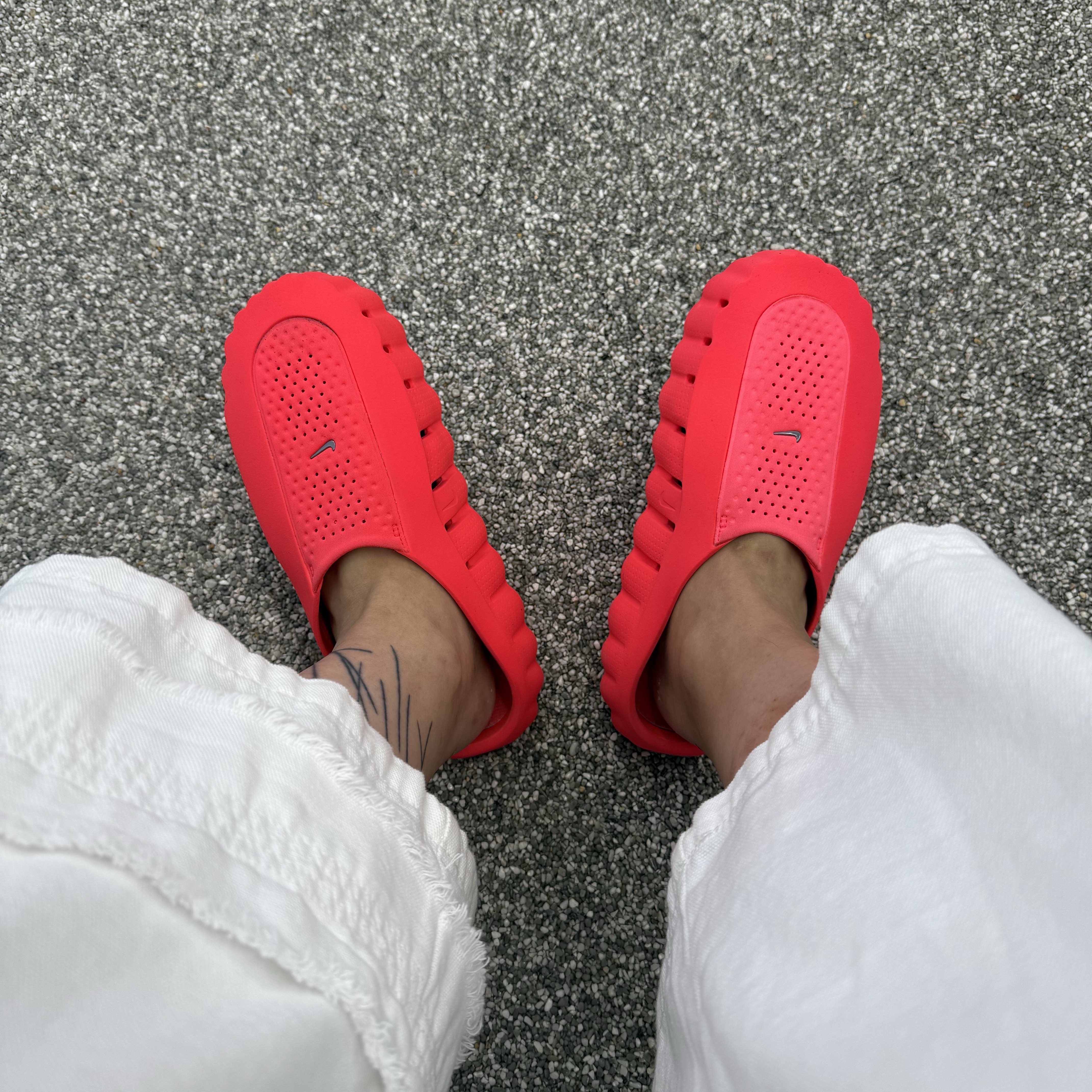 Nike Mind 001 Solar Red Chrome 착용 스타일