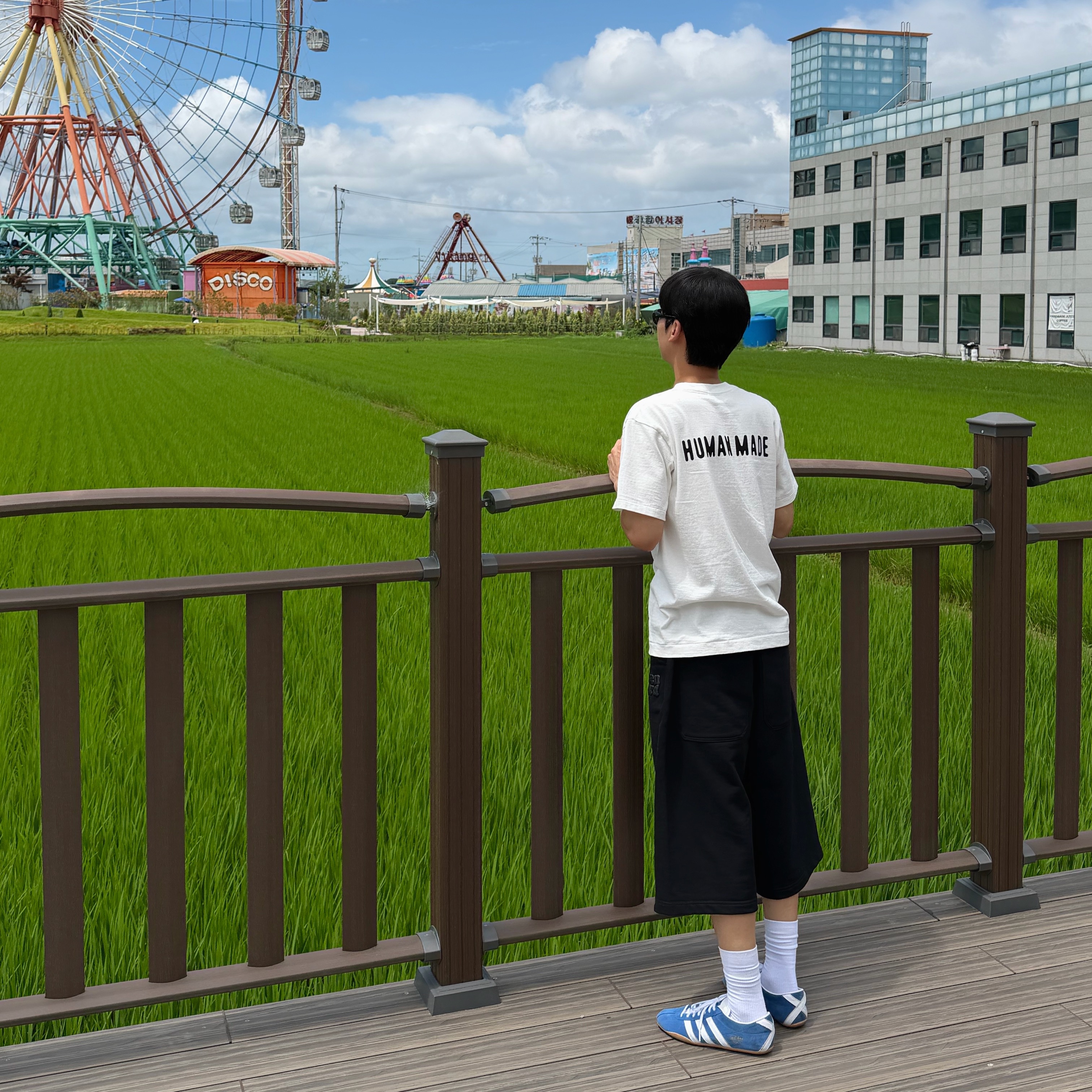 Human Made Heart Logo T-Shirt White, (W) Adidas Tokyo Blue Bird Cloud White 착용 스타일