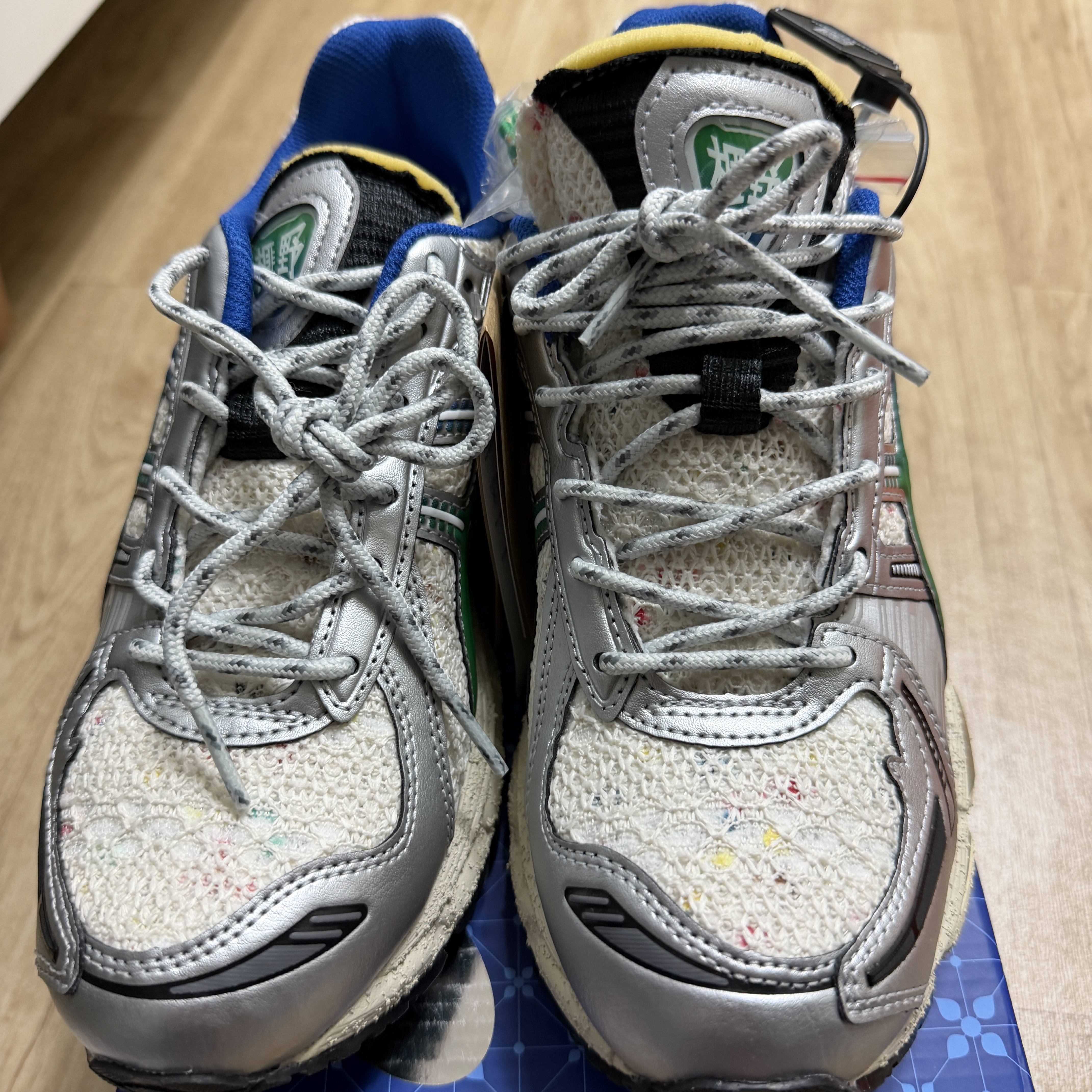 Asics x Pace Gel-Kayano 12.1 Cream Black 착용 스타일
