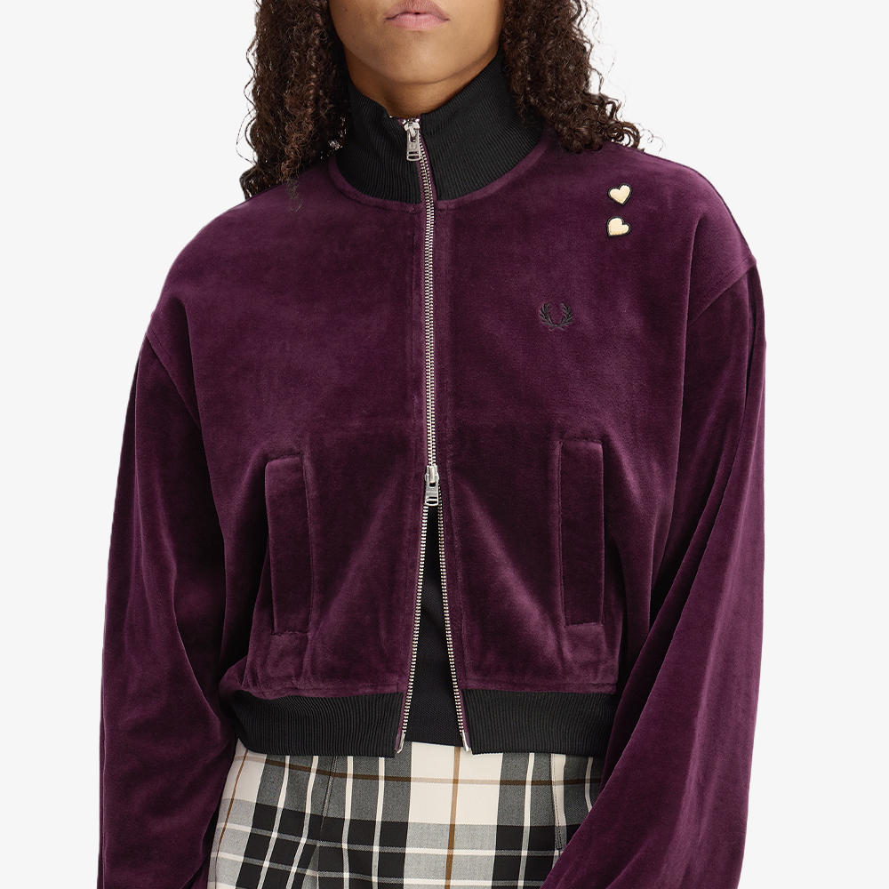 프레드페리 x 에이미와인하우스 오버사이즈드 벨루어 트랙 재킷 플럼(Fred Perry x Amy Oversized Velour Track Jacket Plum) - 4