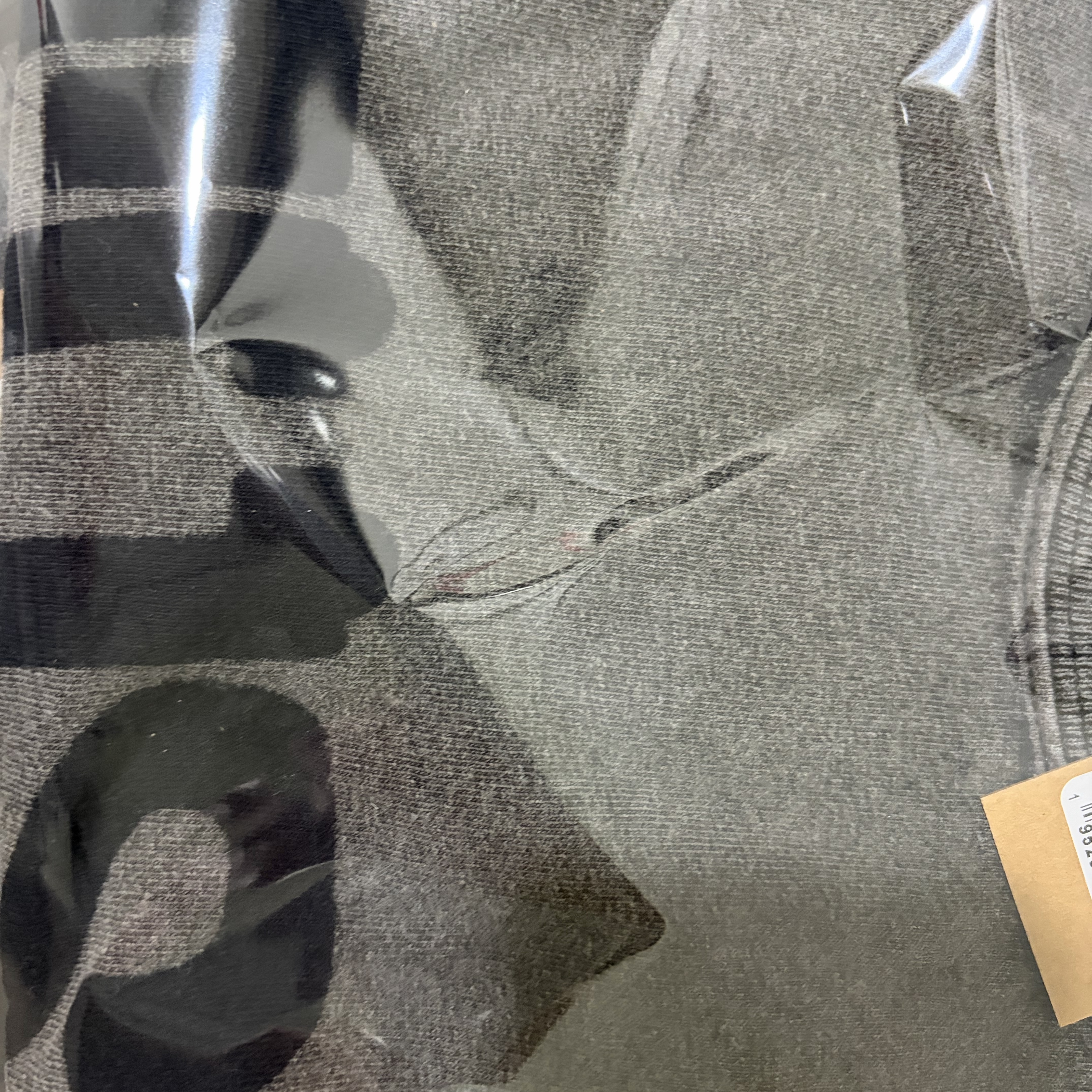 Stussy Burly Stone Washed Tee Black 착용 스타일