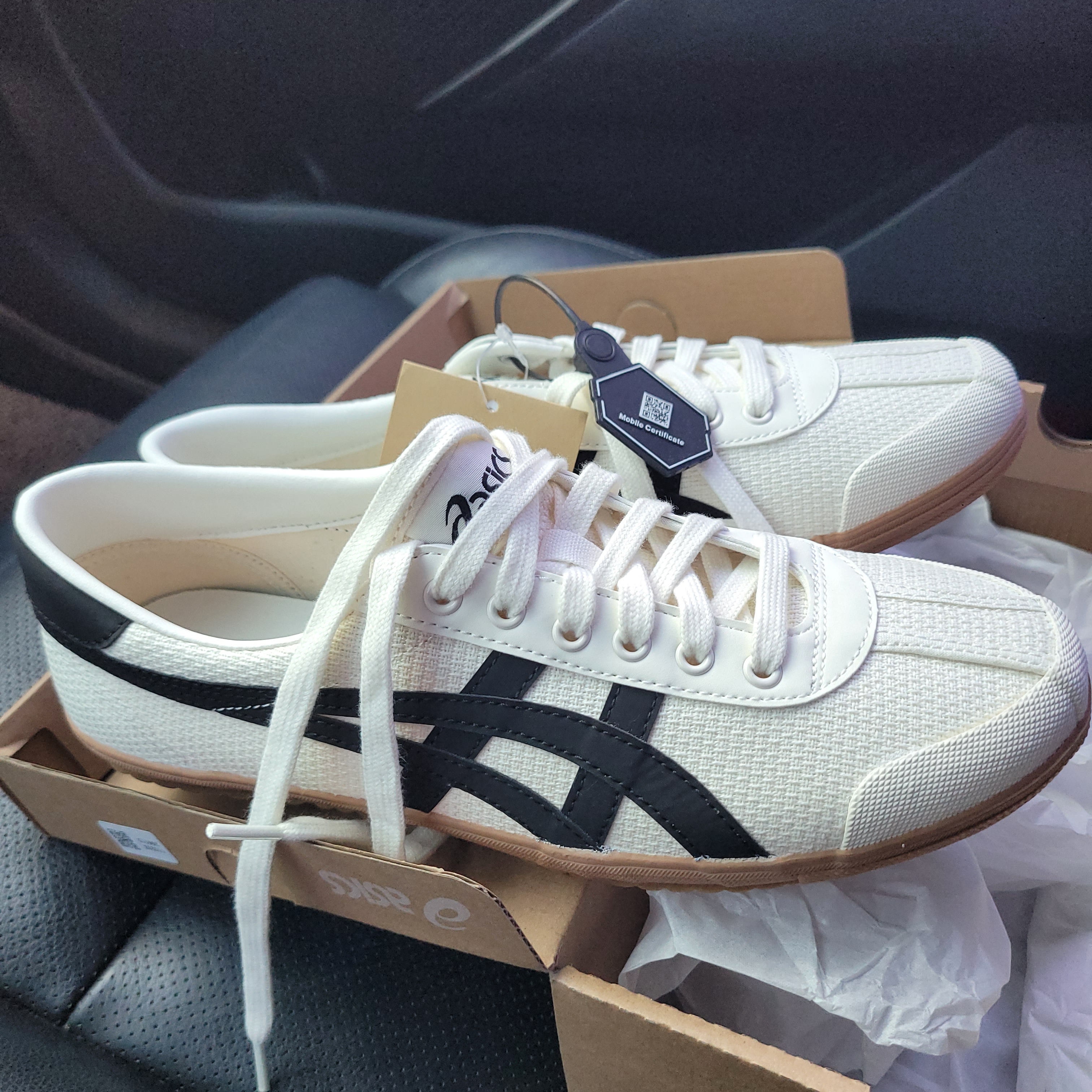 Asics TSG-110 White Black 착용 스타일 - 1