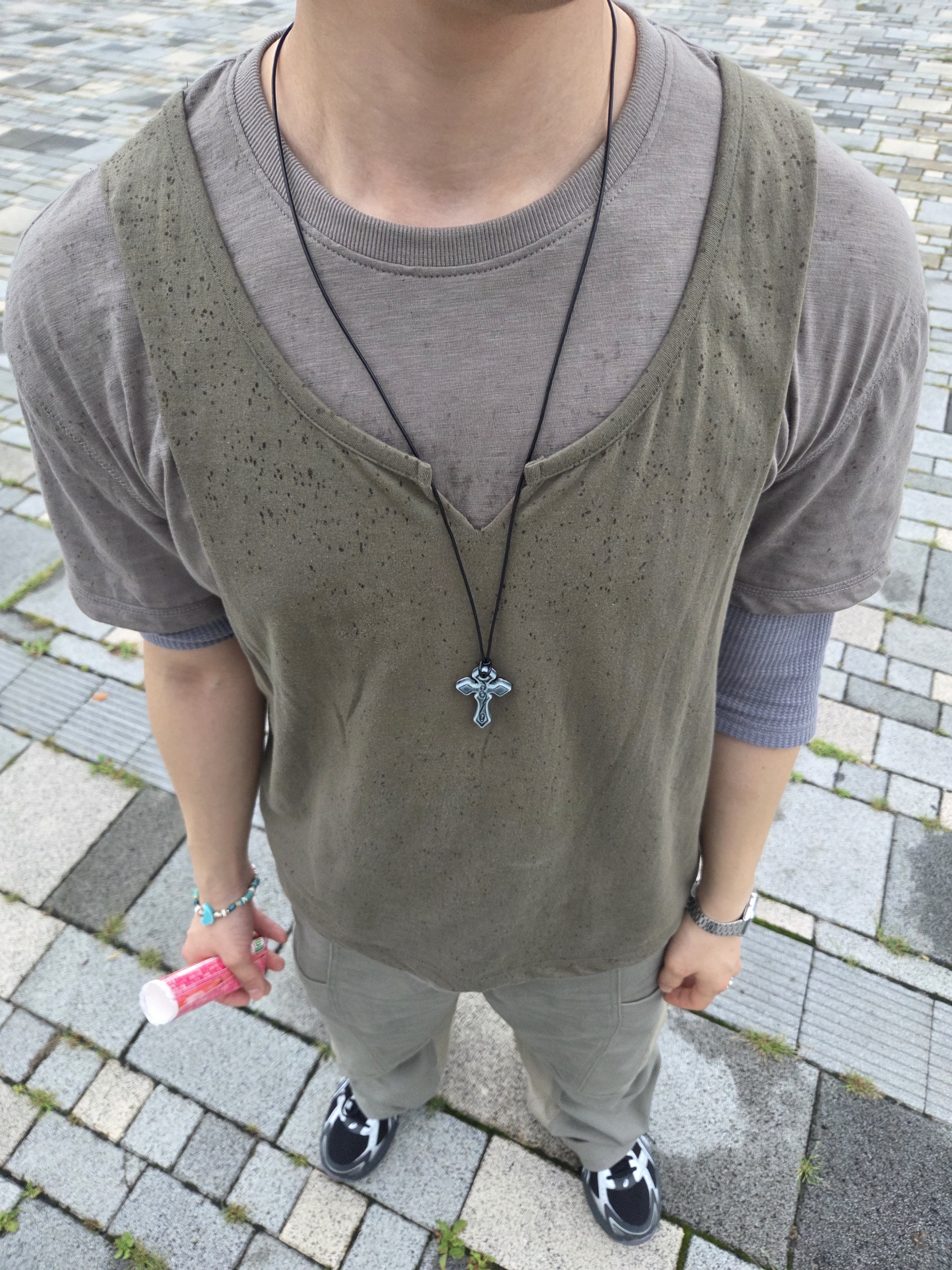 Ignota Core:15 Xylo Pocket Pants Deep Beige, Asics Gel-1130 Mule Black Graphite Grey 착용 스타일 - 3