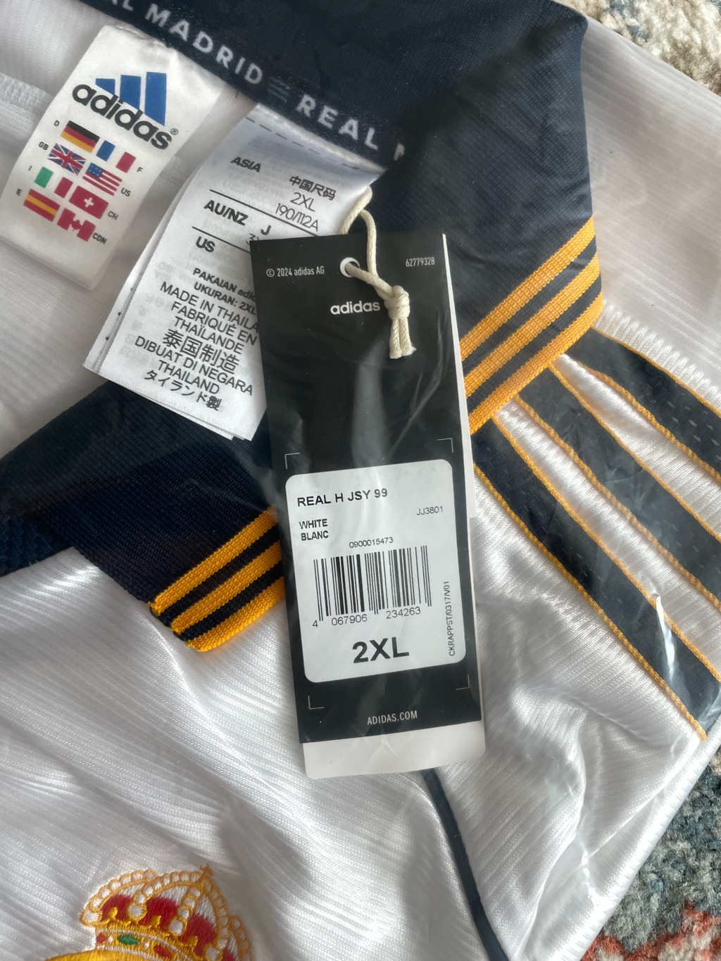 Adidas Real Madrid 99/00 Home Jersey White - KR Sizing (Non Marking Ver.) 착용 스타일 - 2