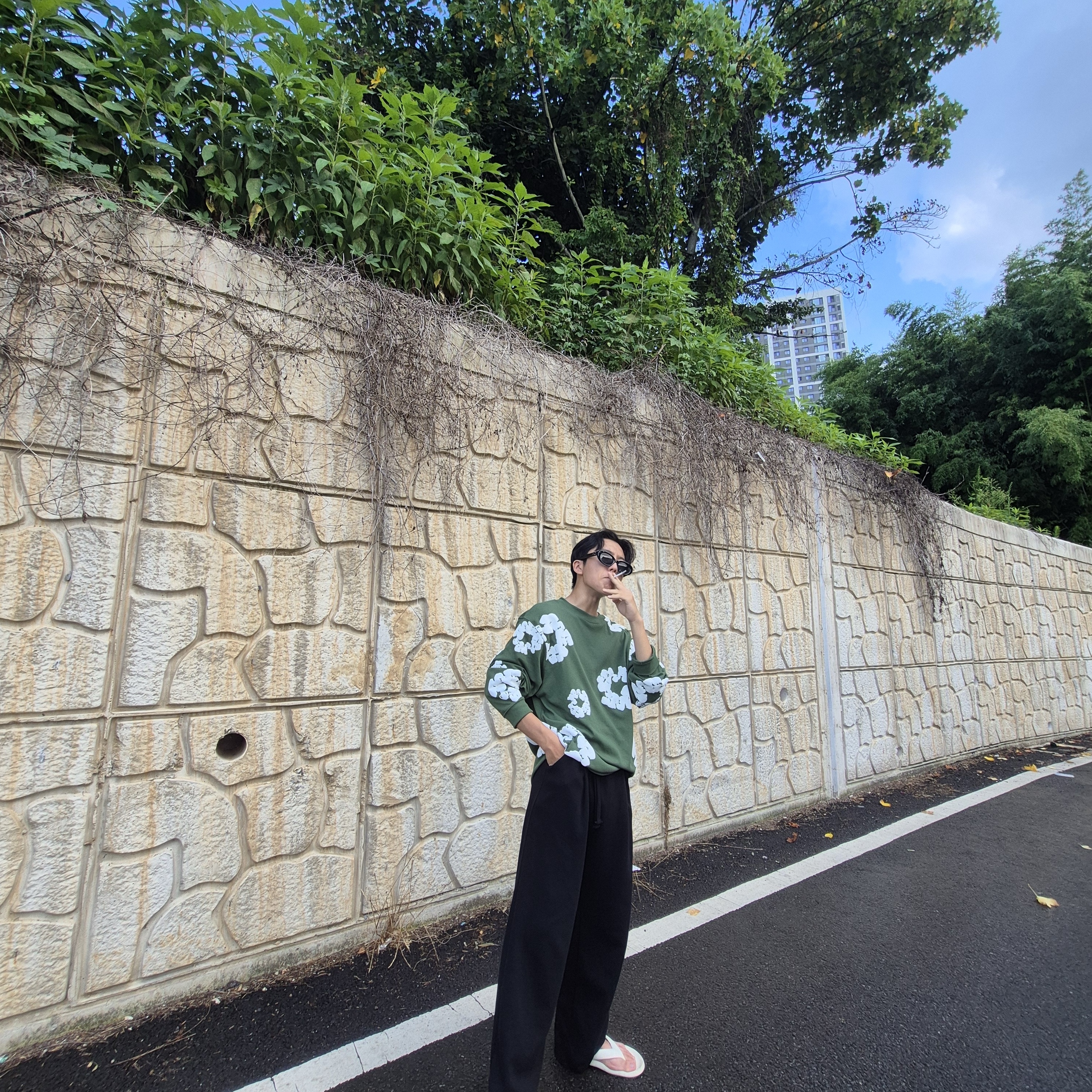 Denim Tears Long Sleeve Cotton Wreath T-Shirt Green 착용 스타일