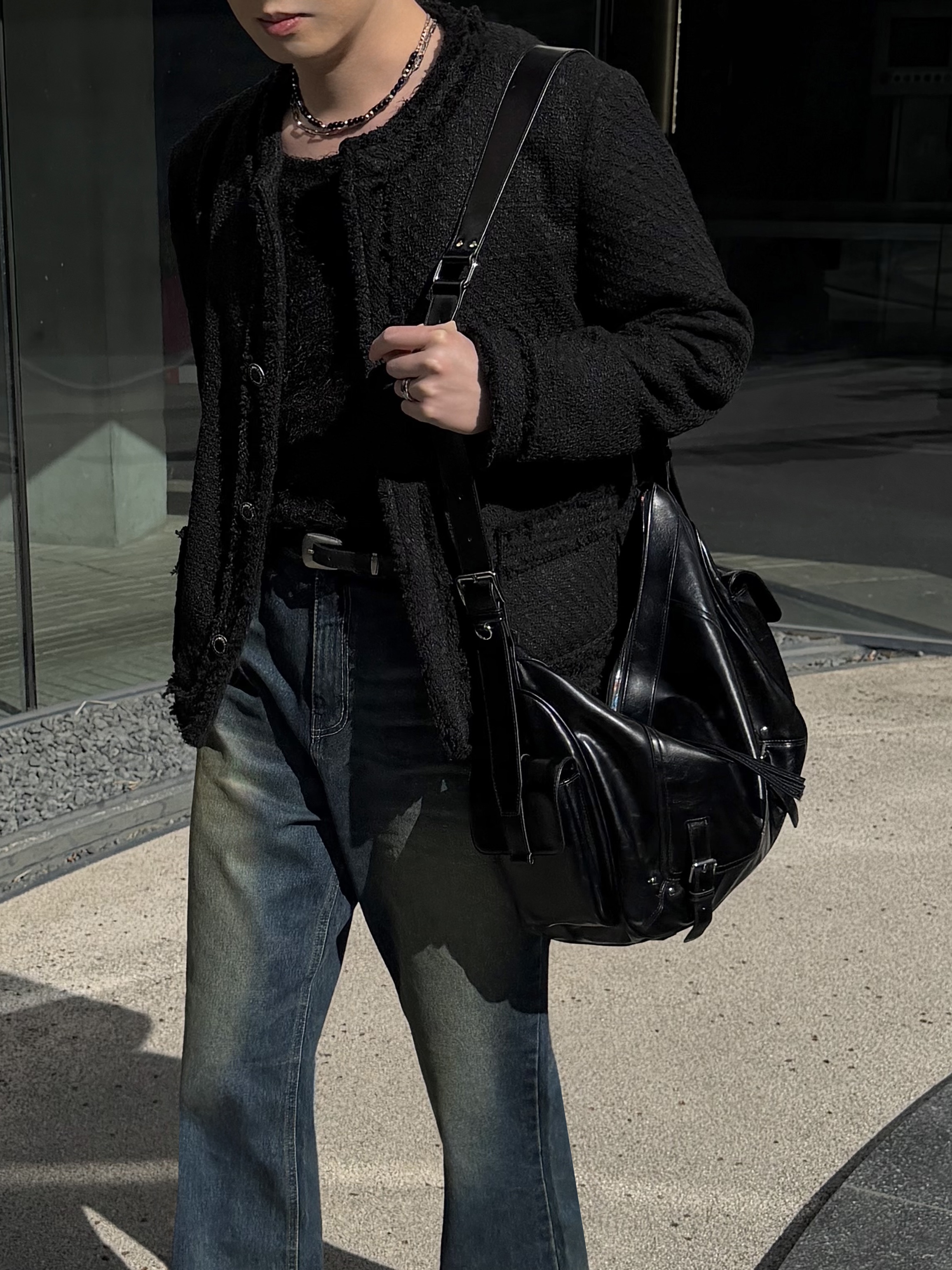Bulgari B.Zero1 3-Band Ring in White Gold, Size 56, 346583, Matin Kim Rivet Point Quad Shoulder Bag Black 착용 스타일 - 6
