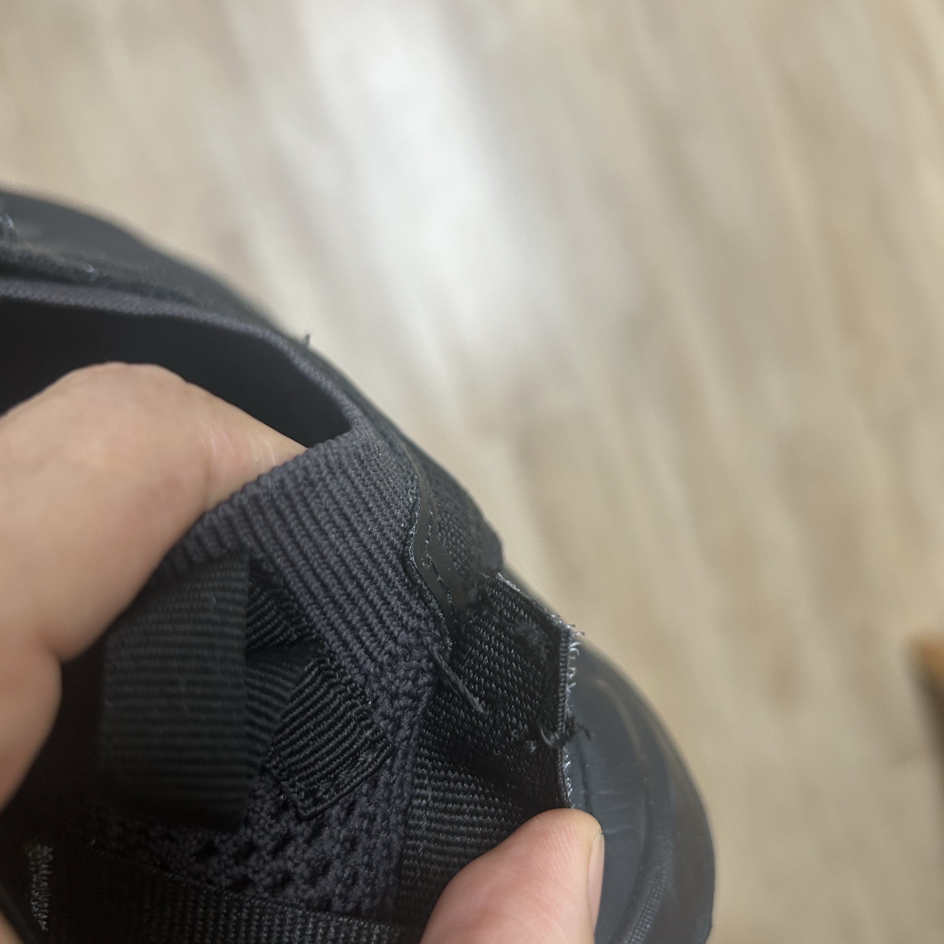 Hoka Hopara 2 Black 착용 스타일 - 2