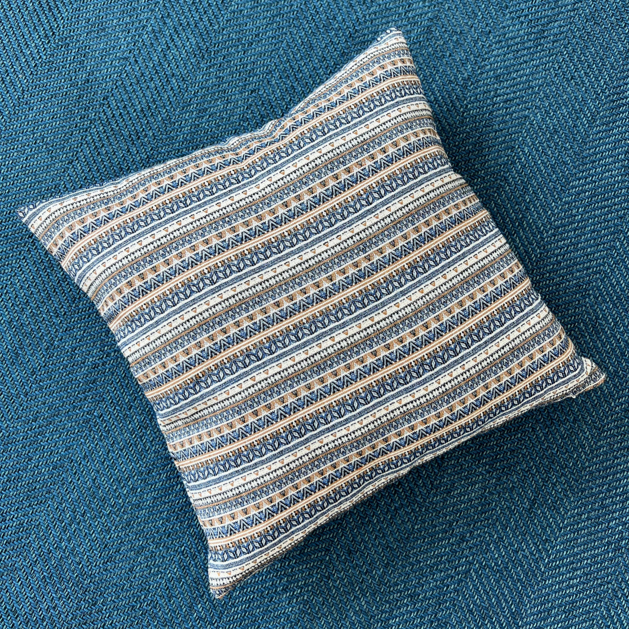 무성화 페르소나 에스닉 쿠션커버 45x45cm(MUSEONGHWA Persona Ethnic Cushion Cover 45x45cm) - 3