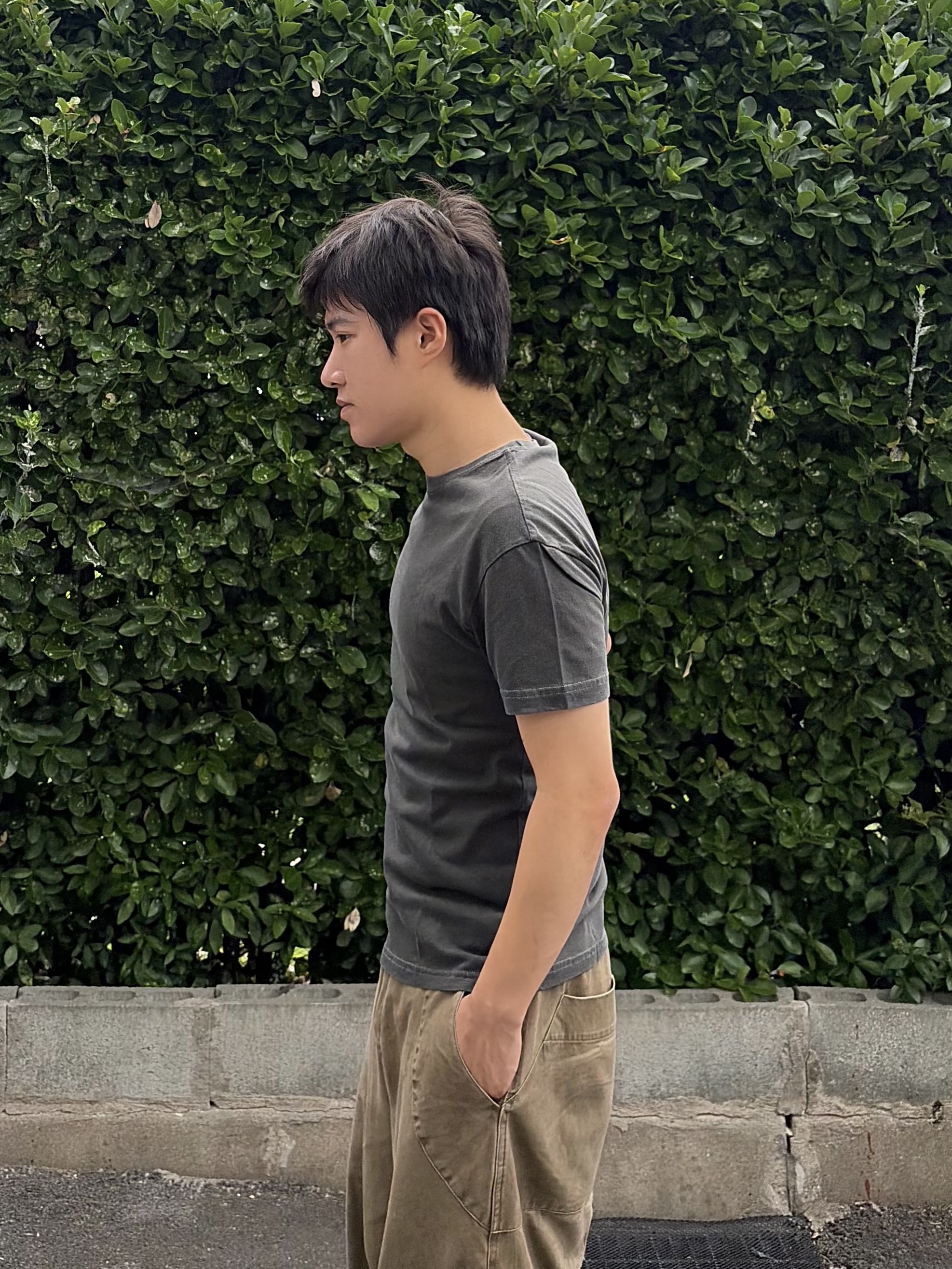 Balenciaga Tyrex Sneakers Black, noun Washed Cargo Pants Khaki 착용 스타일 - 2
