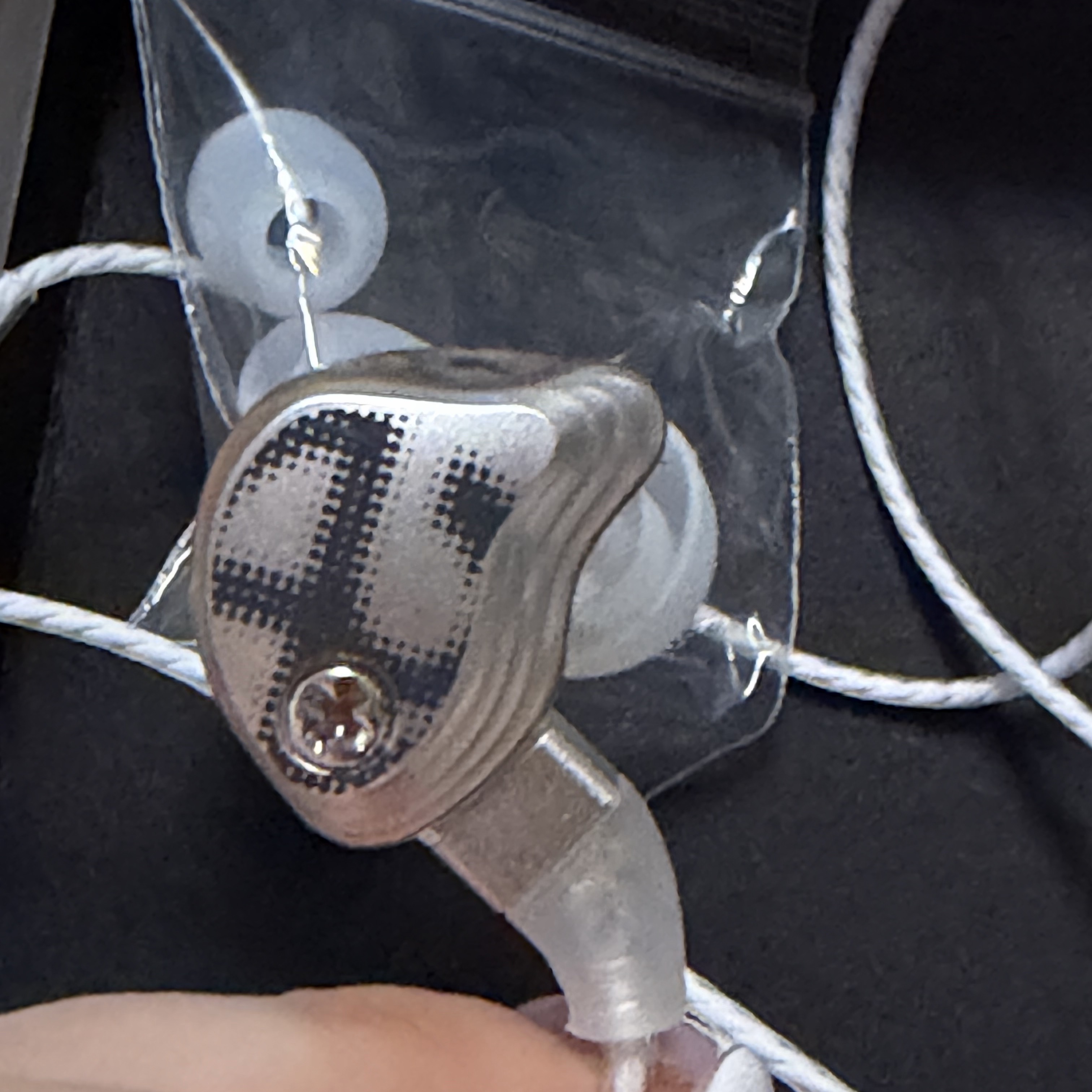 NOMANUAL In-Ear Headphones 착용 스타일