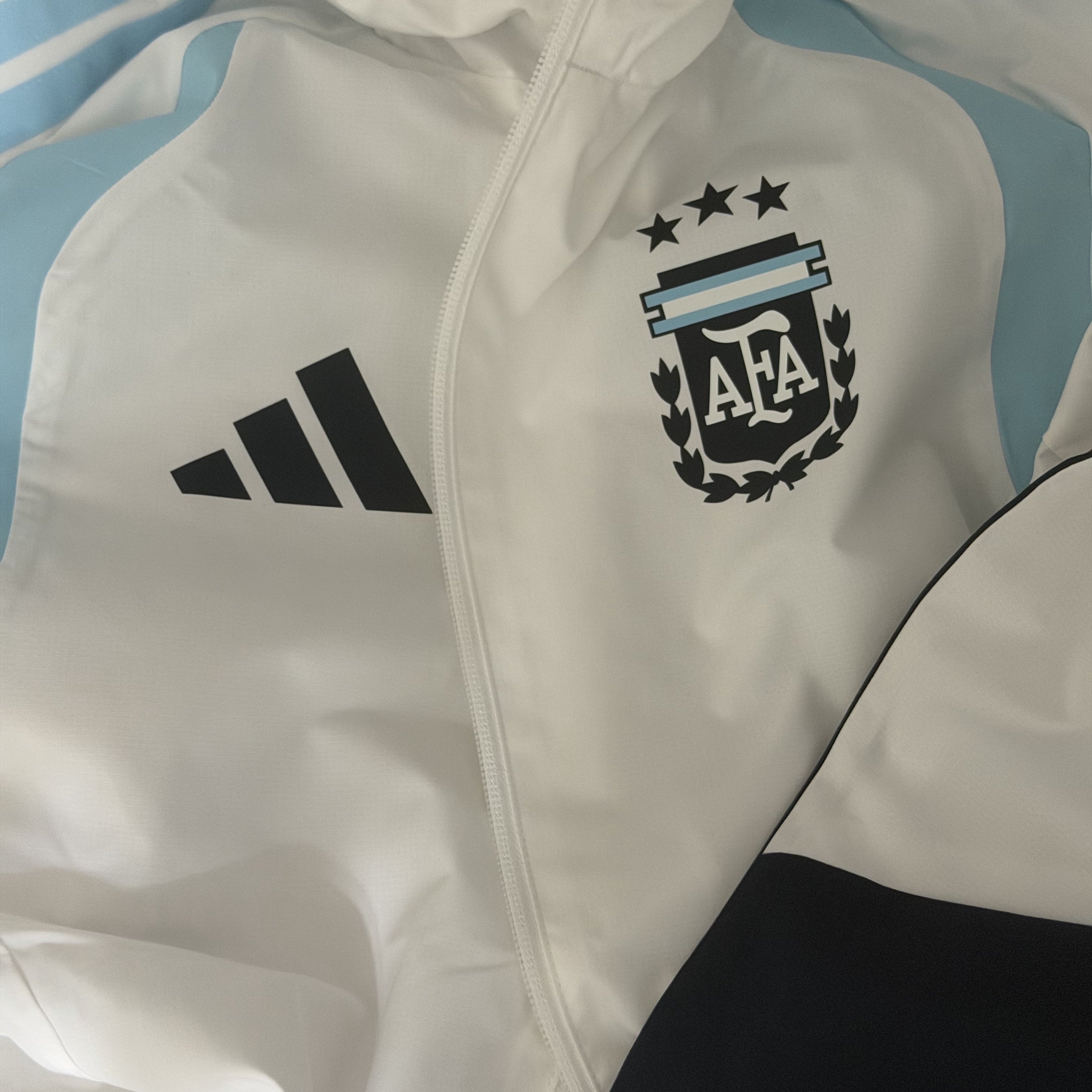 Adidas Argentina 26 Tiro All Weather Jacket White - KR Sizing (Non Marking Ver.) 착용 스타일