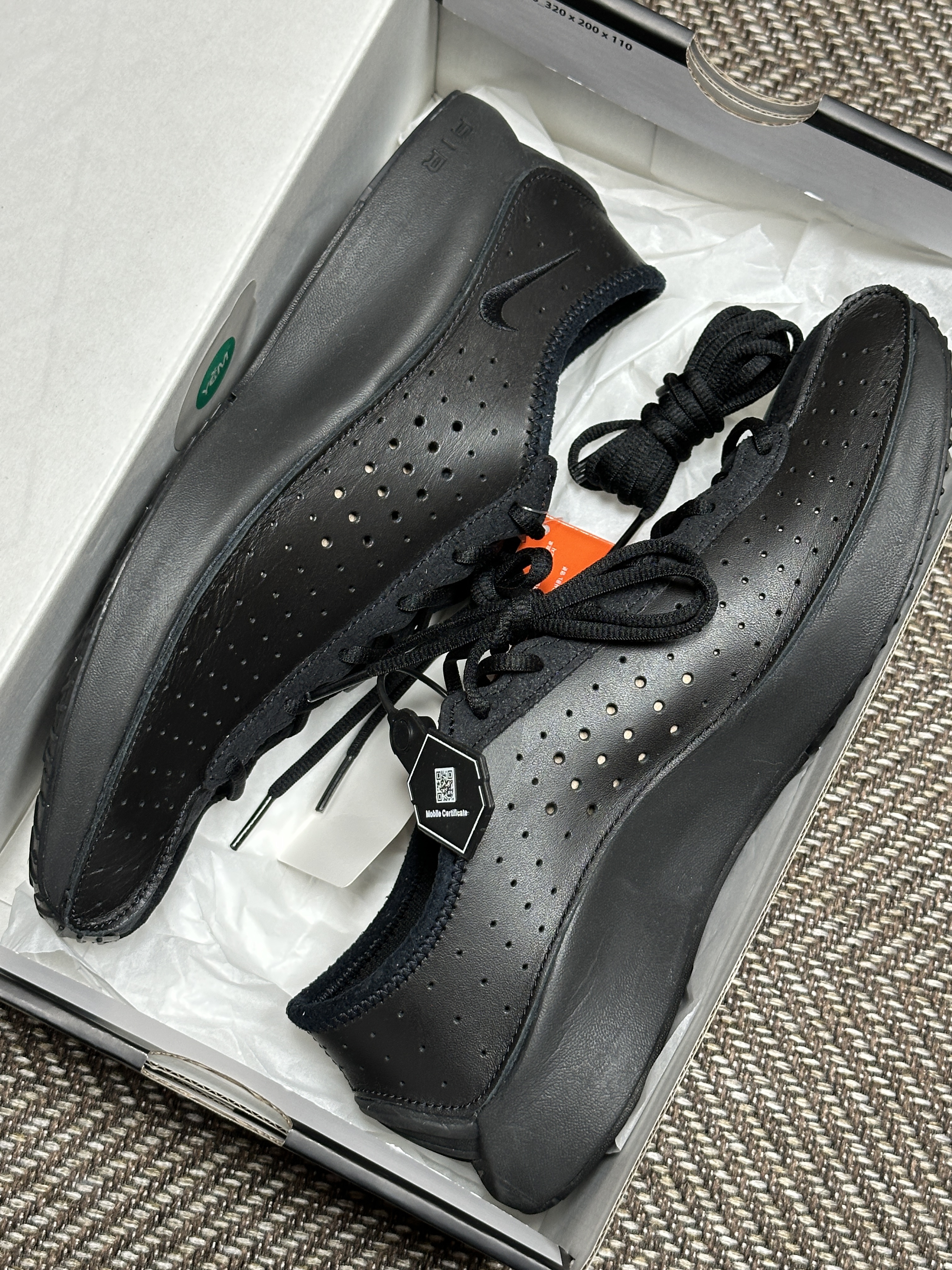 (W) Nike Air Superfly Black 착용 스타일 - 2