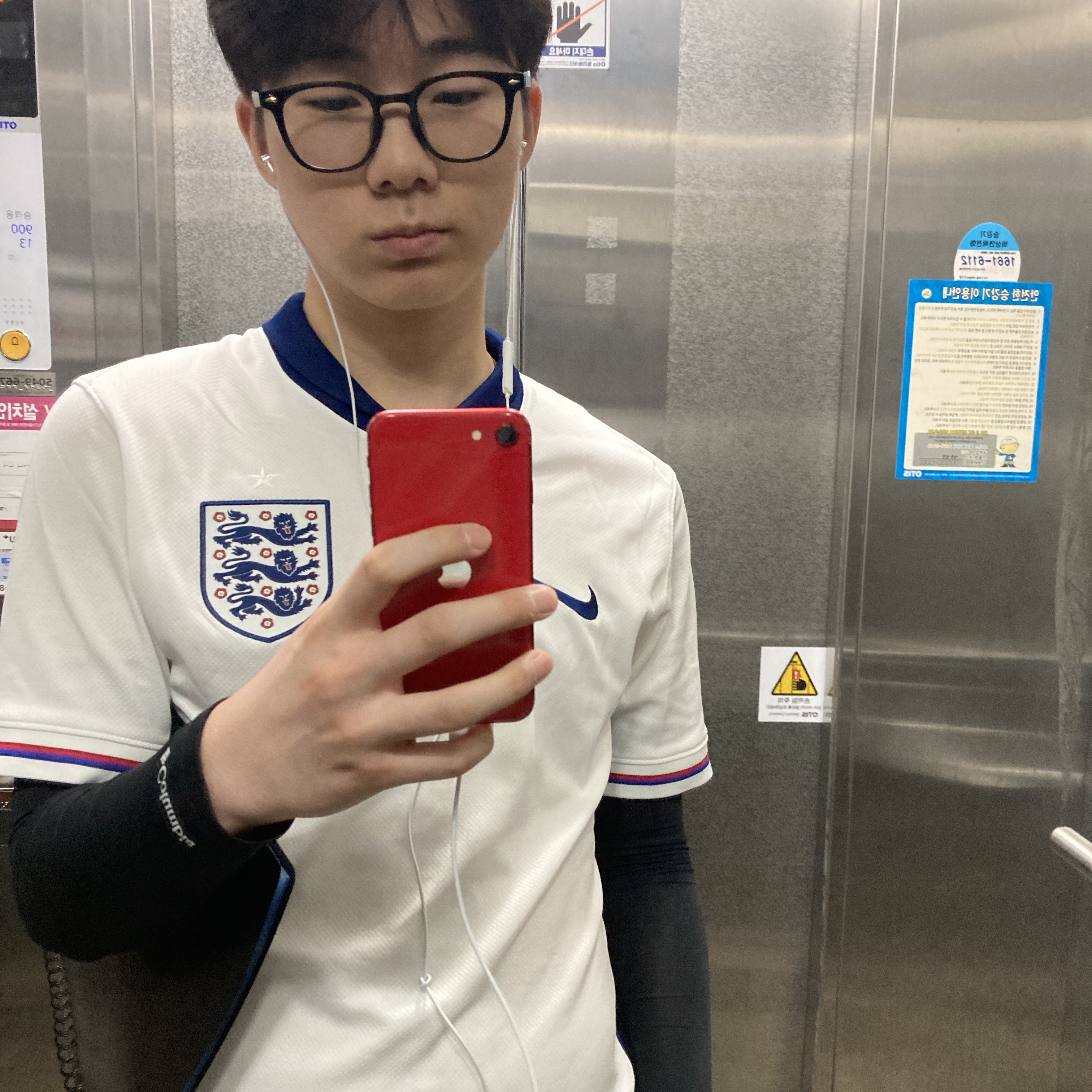 Nike England 2024/25 Dri-Fit Stadium Home Replica Jersey White Blue Void (Non Marking Ver.) 착용 스타일 - 2