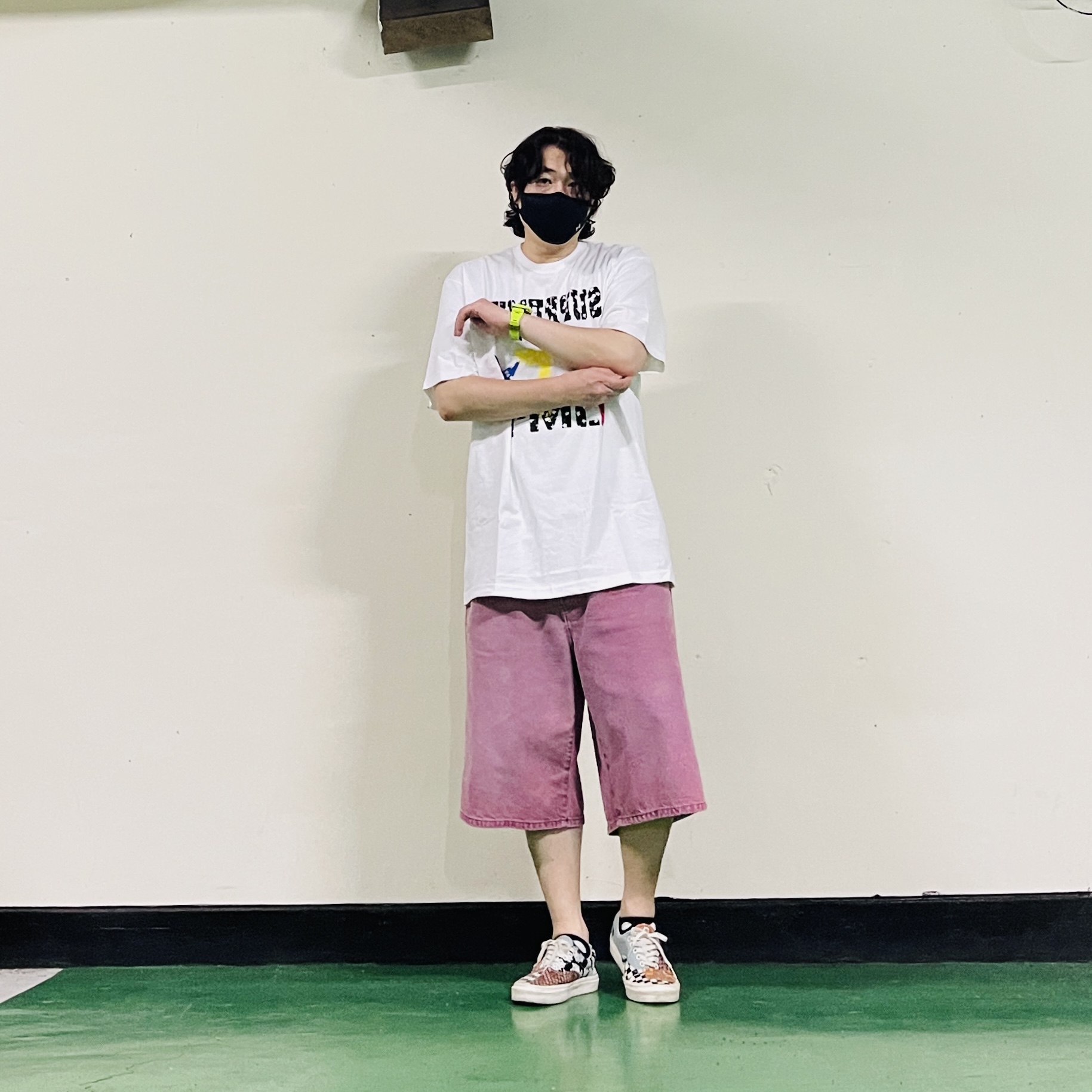 Supreme FML T-Shirt White - 26SS, Vans Era Tiger Patchwork 착용 스타일 - 1