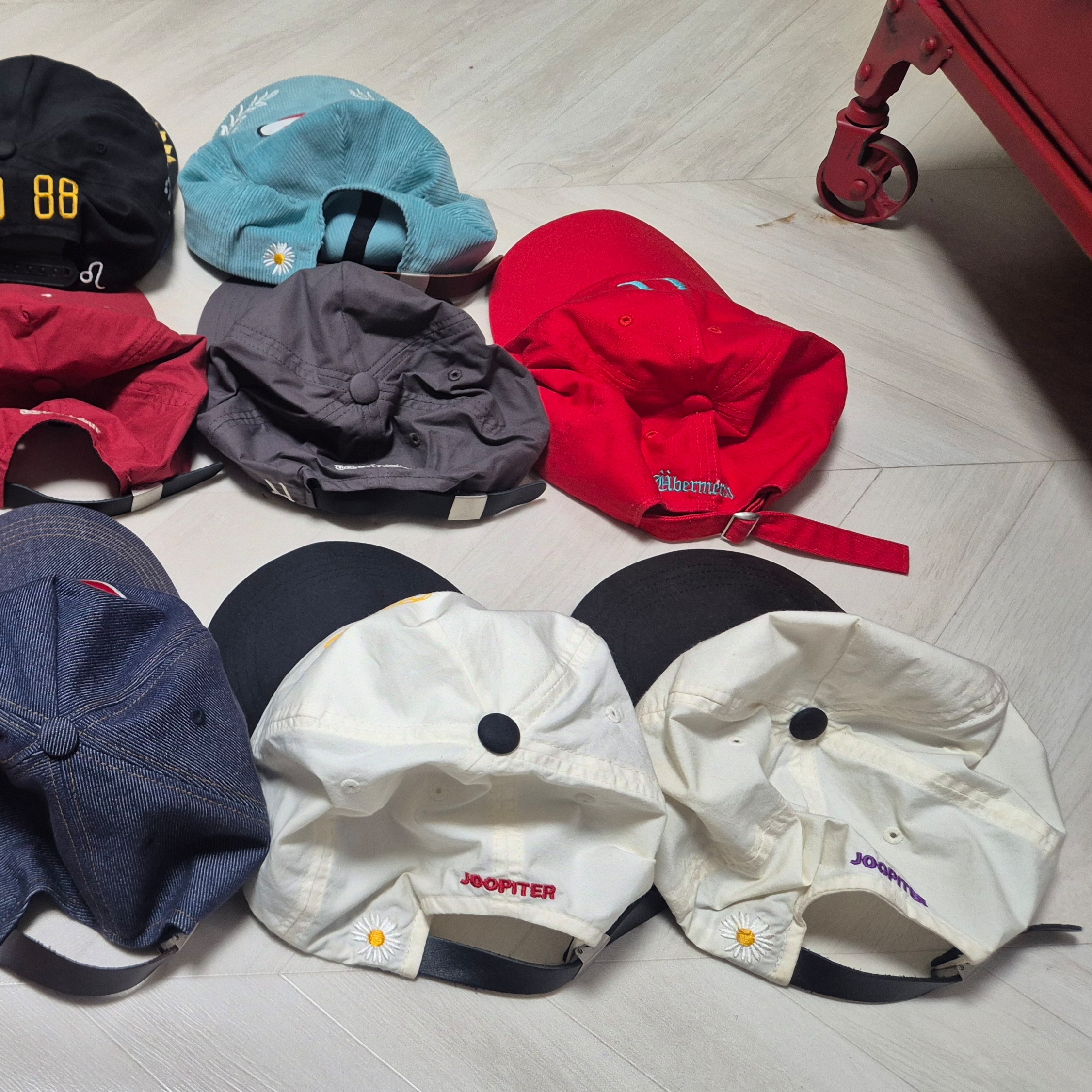 Peaceminusone x Joopiter Five-Panel Baseball Cap White, Peaceminusone x Joopiter Five-Panel Baseball Cap White Purple 착용 스타일 - 2