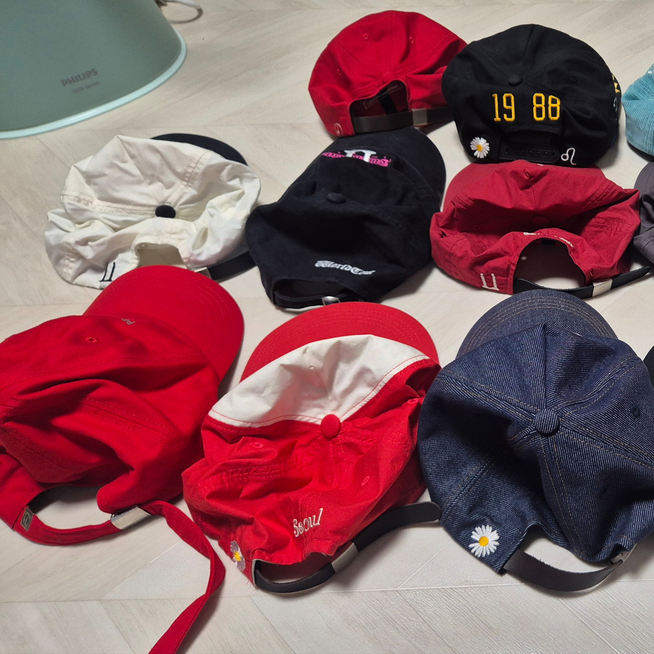 Peaceminusone x Joopiter Five-Panel Baseball Cap White, Peaceminusone x Joopiter Five-Panel Baseball Cap White Purple 착용 스타일 - 3