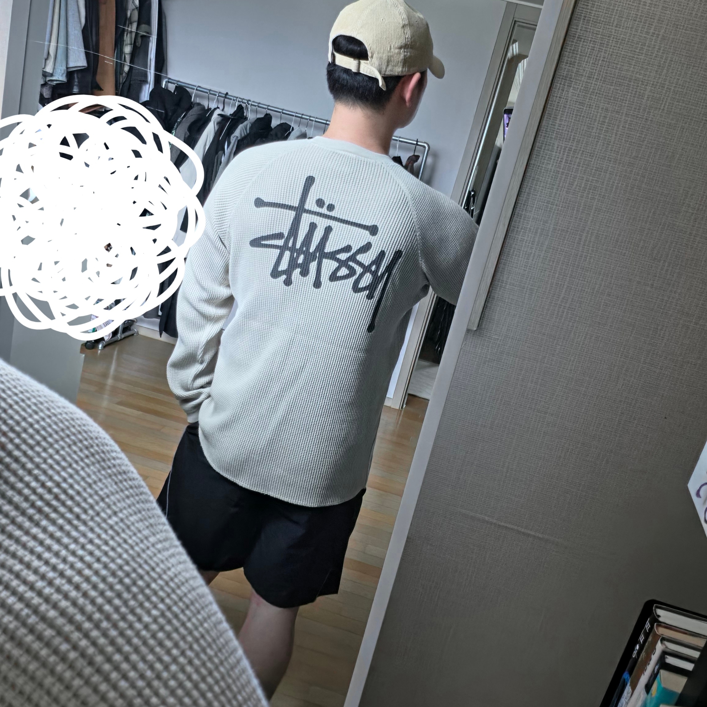 Stussy Raglan Thermal LS Crew Bone 착용 스타일 - 4