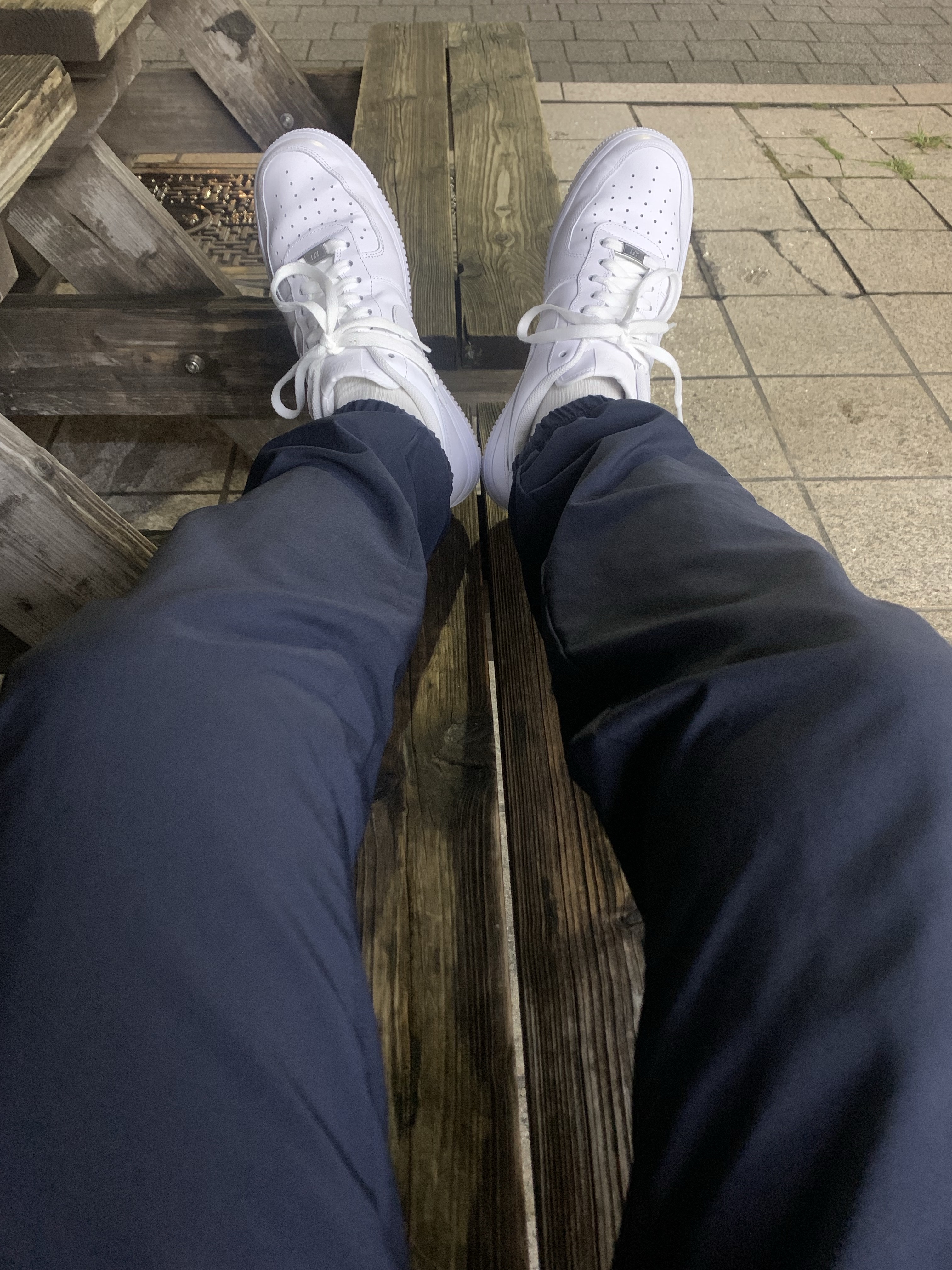 Nike Air Force 1 '07 Low White 착용 스타일 - 2