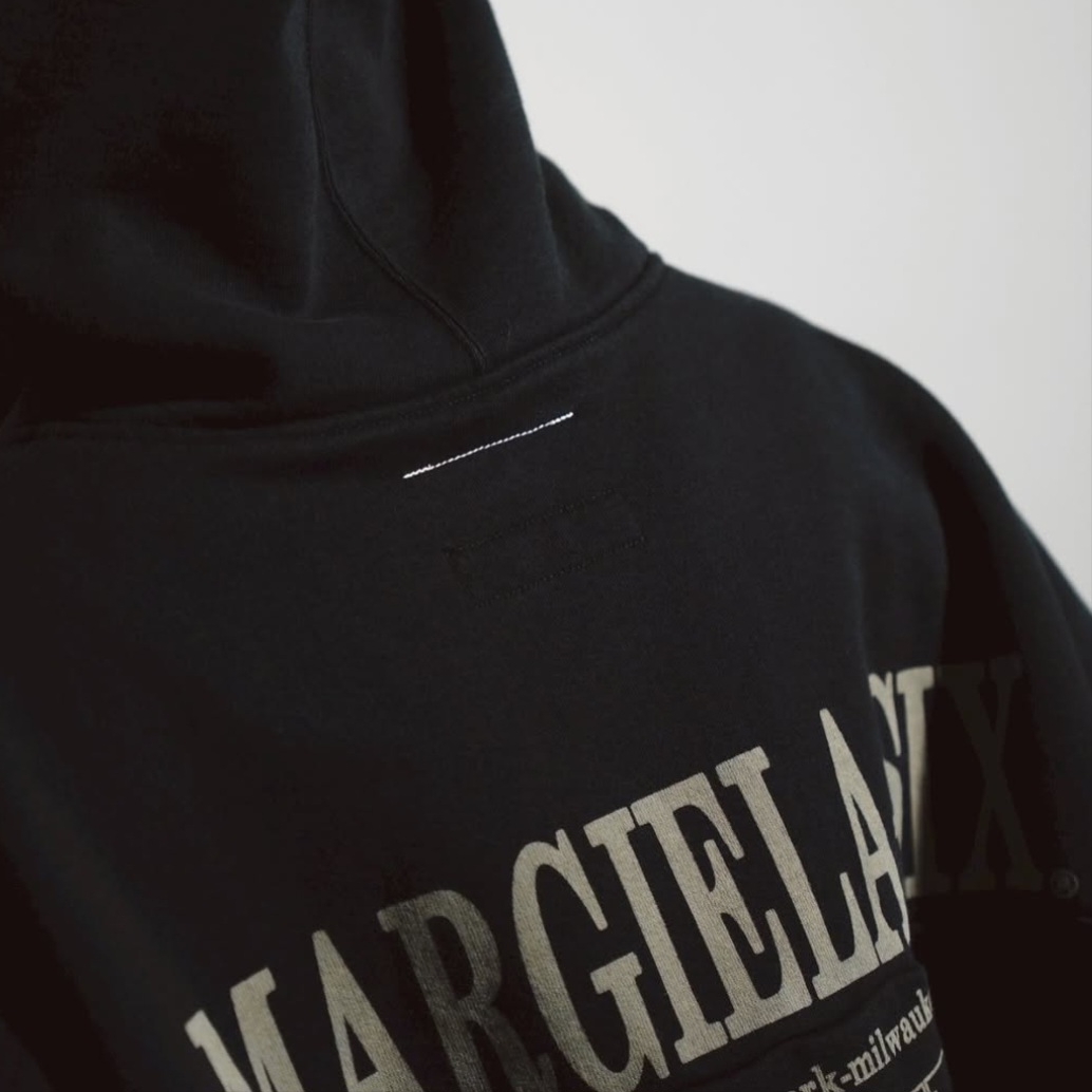 Supreme x MM6 Maison Margiela Eagle Zip Up Hooded Sweatshirt Black - 26SS 착용 스타일 - 2