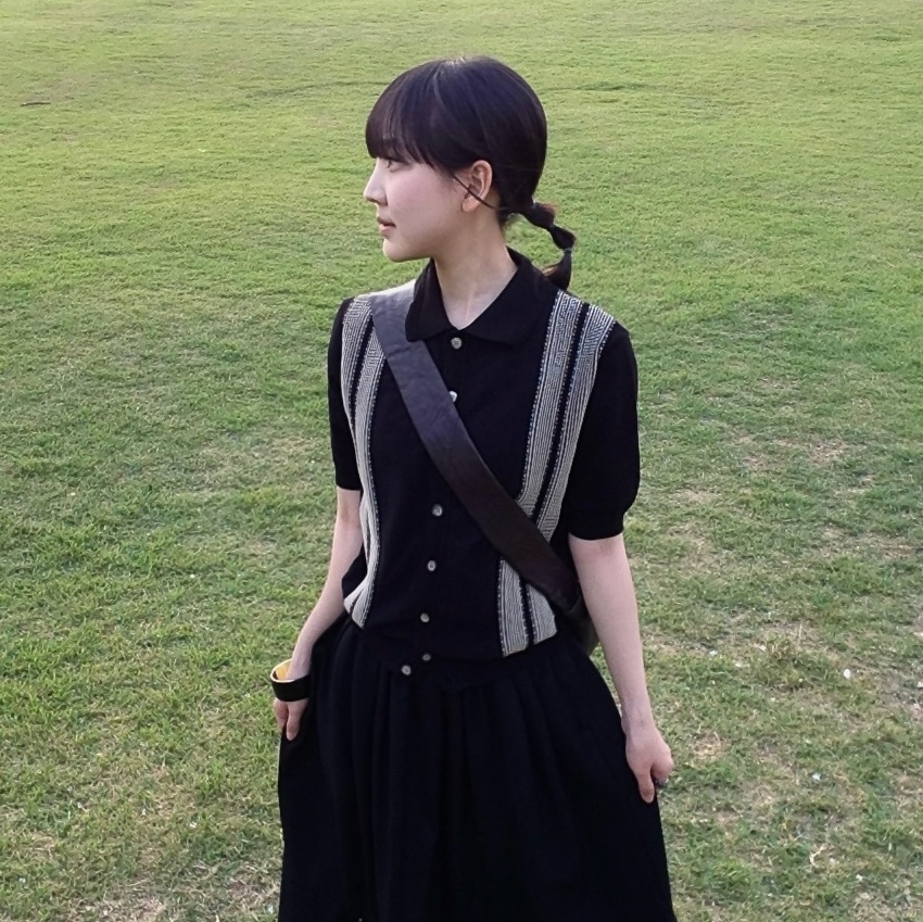 Kapital 14G Cotton Knit Oyster Aloha Polo Black, Kapital 200 Mulan Quilt Pattern See-Through Socks White Black 착용 스타일 - 2
