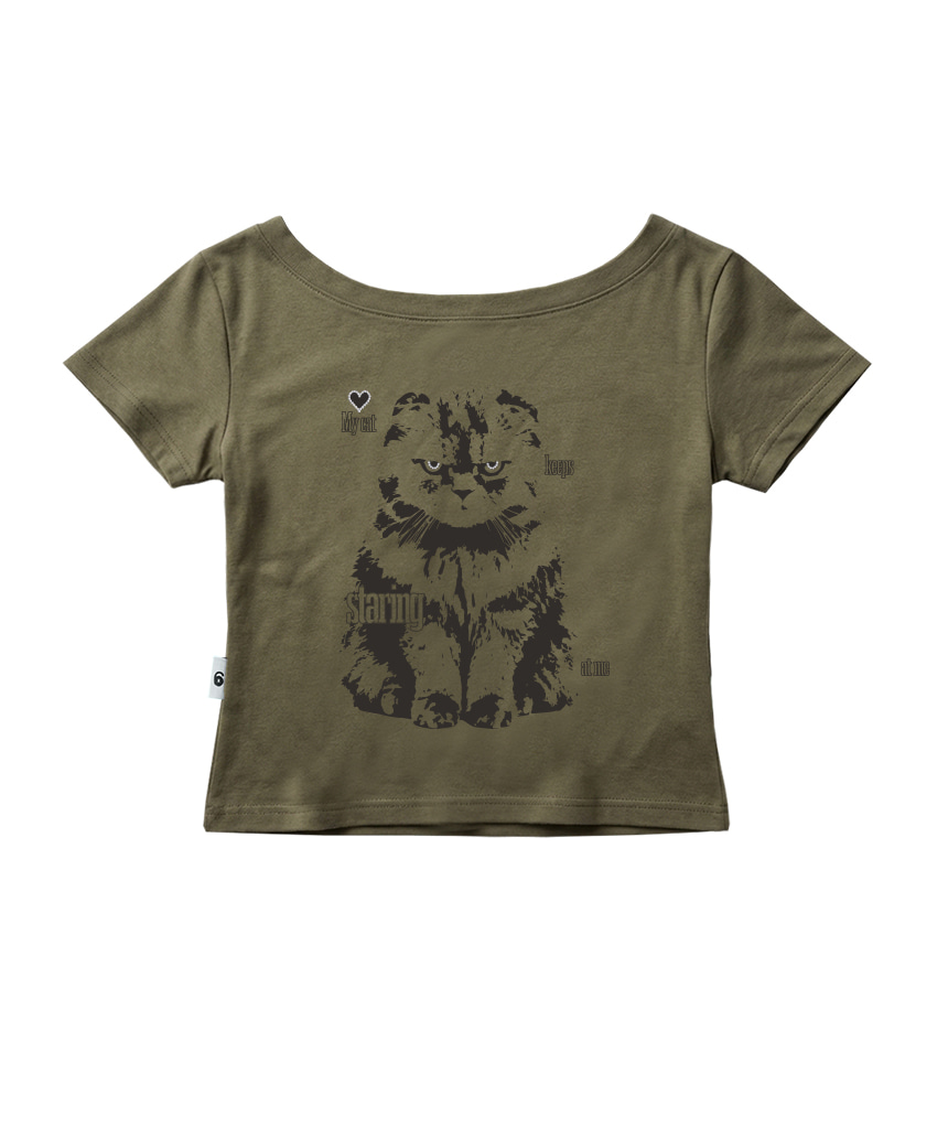 이스케이프프롬 마이 캣 프린트 보트넥 슬림핏 반팔티 카키(Escapefrom My Cat Print Boat Neck Slim Fit T-Shirt Khaki) - 5