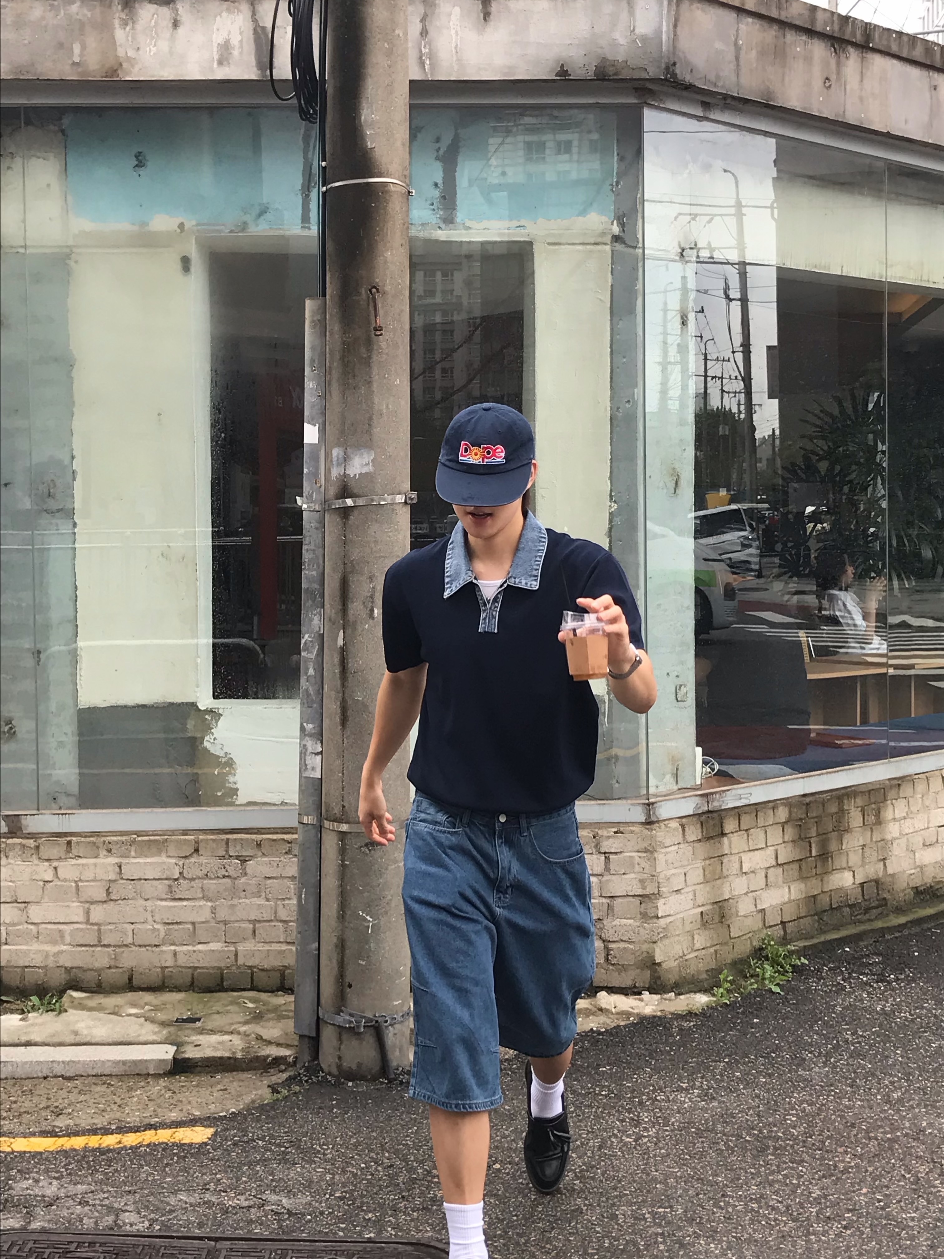 Dr. Martens Adrian Smooth Black, ANNOT DOPE Long Bill Washing Cap Navy 착용 스타일 - 3
