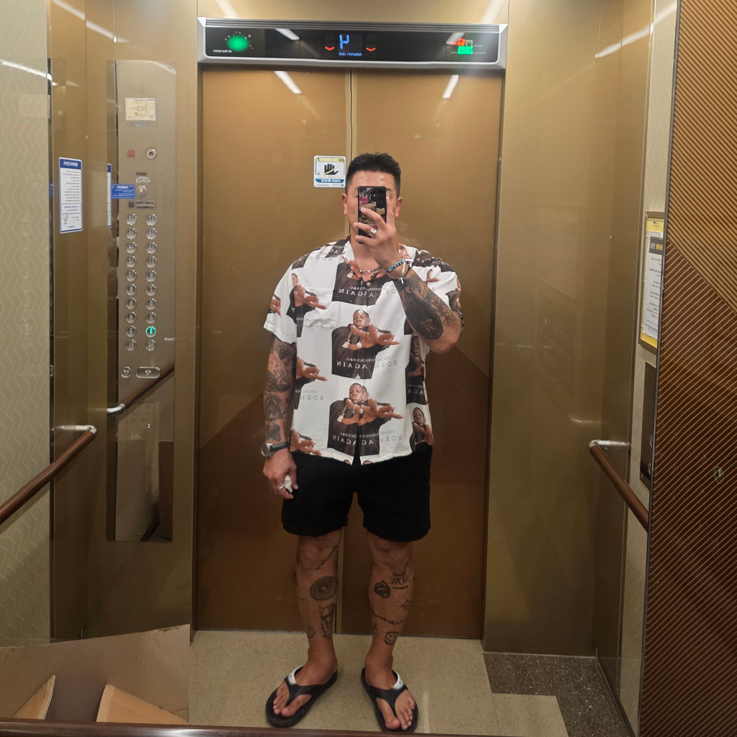 Wacko Maria x UFC S/S Hawaiian Shirt White 착용 스타일