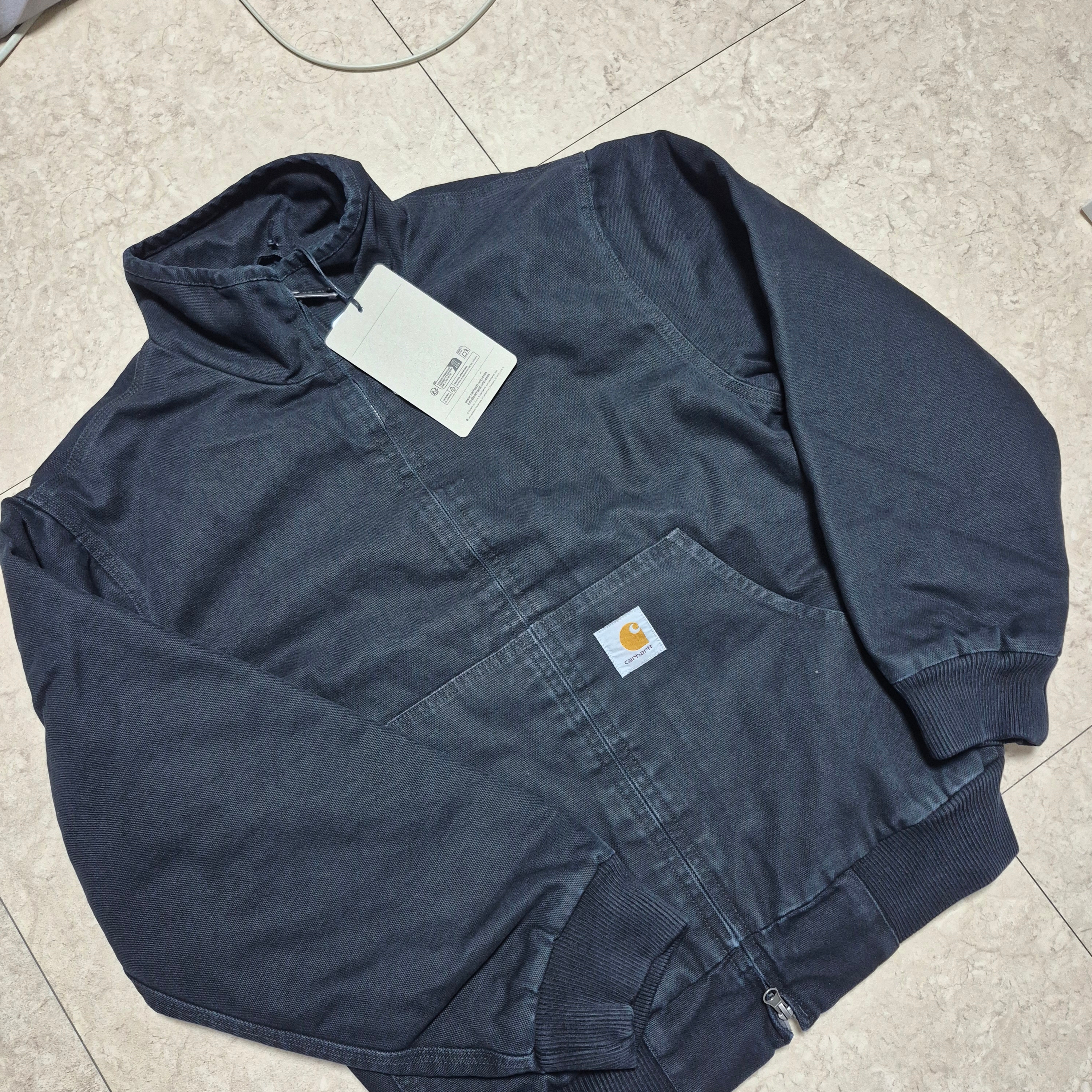 Carhartt WIP Ravon Jacket Black Heavy Stone Wash 착용 스타일