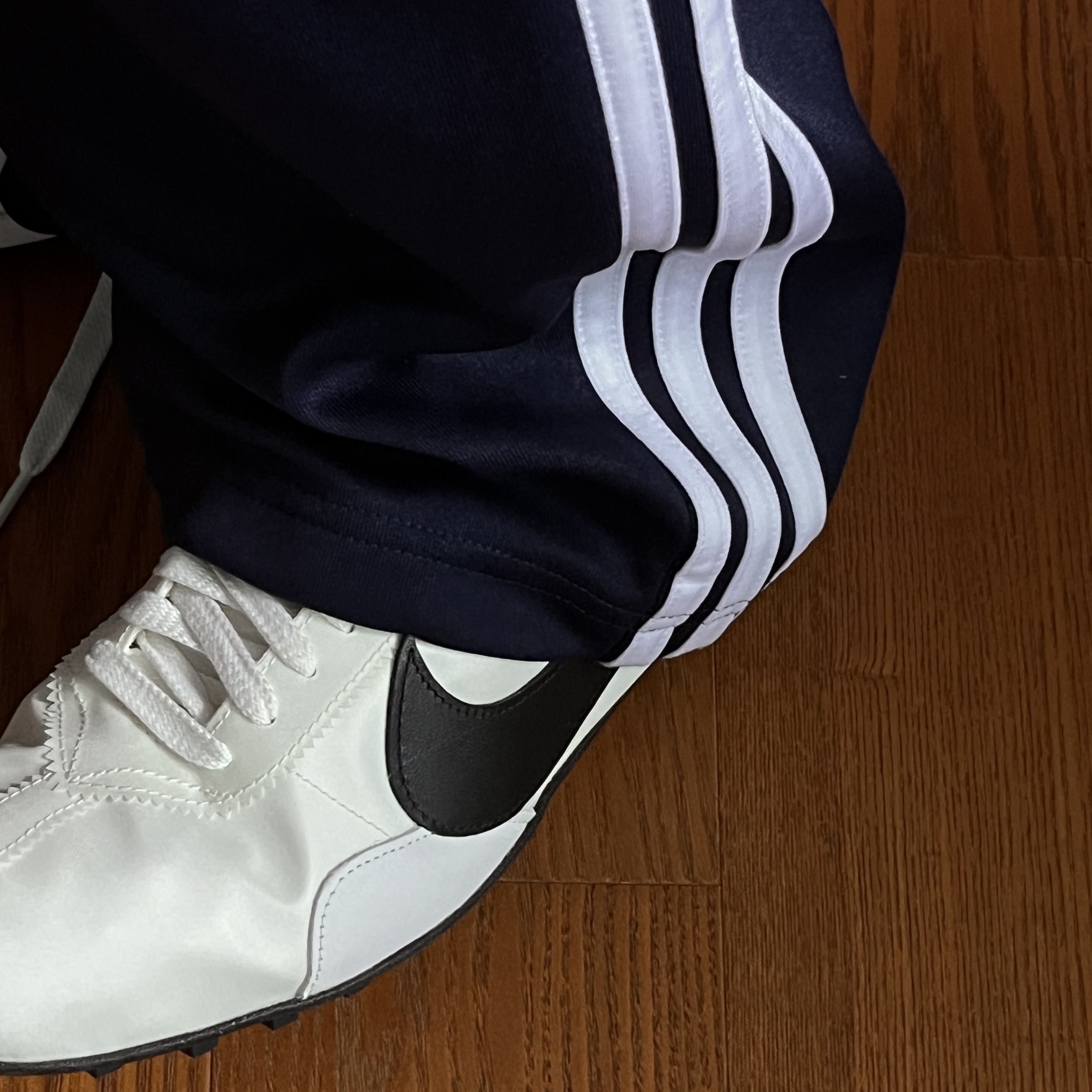 (W) Adidas Firebird Loose Track Pants Night Indigo Off White - KR Sizing, Nike Moon Shoe OG Sail Black 착용 스타일