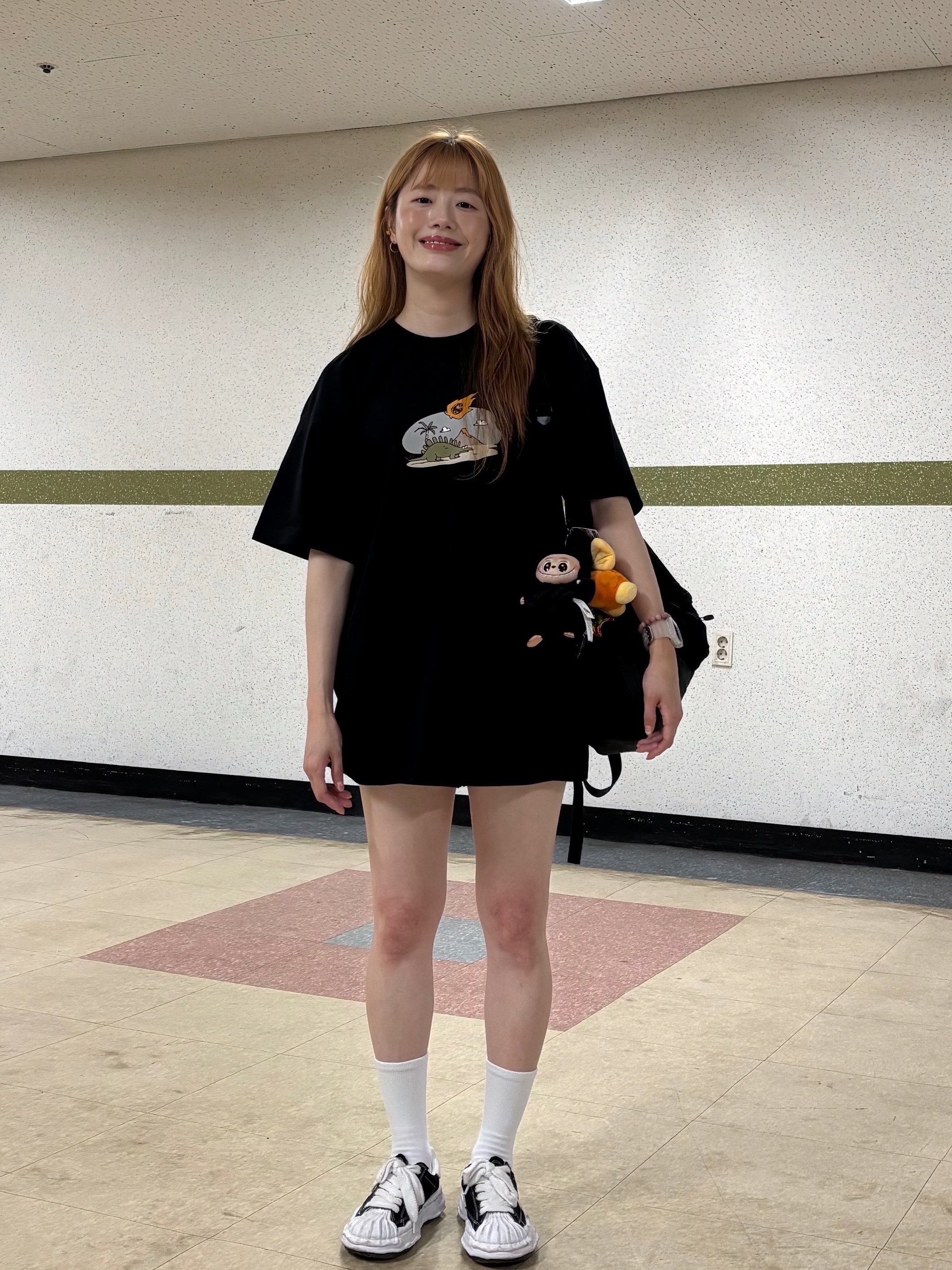 Maison Mihara Yasuhiro Blakey OG Sole Canvas Low-top Sneakers Black White, Mischief Lightweight Zip Around Backpack Black 착용 스타일 - 7