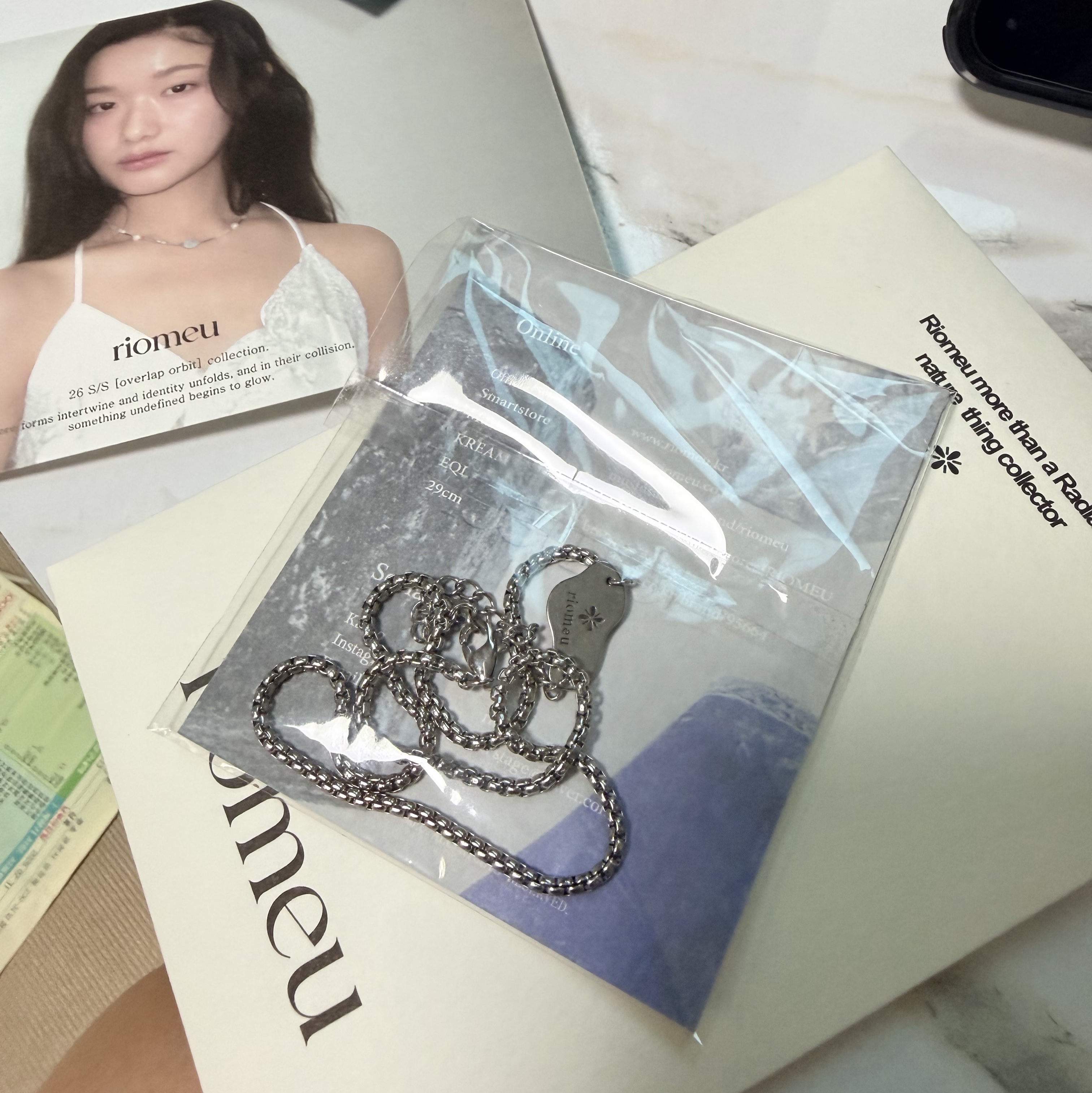 [KREAM 단독] Riomeu Snake Chain Necklace 2.5mm 착용 스타일