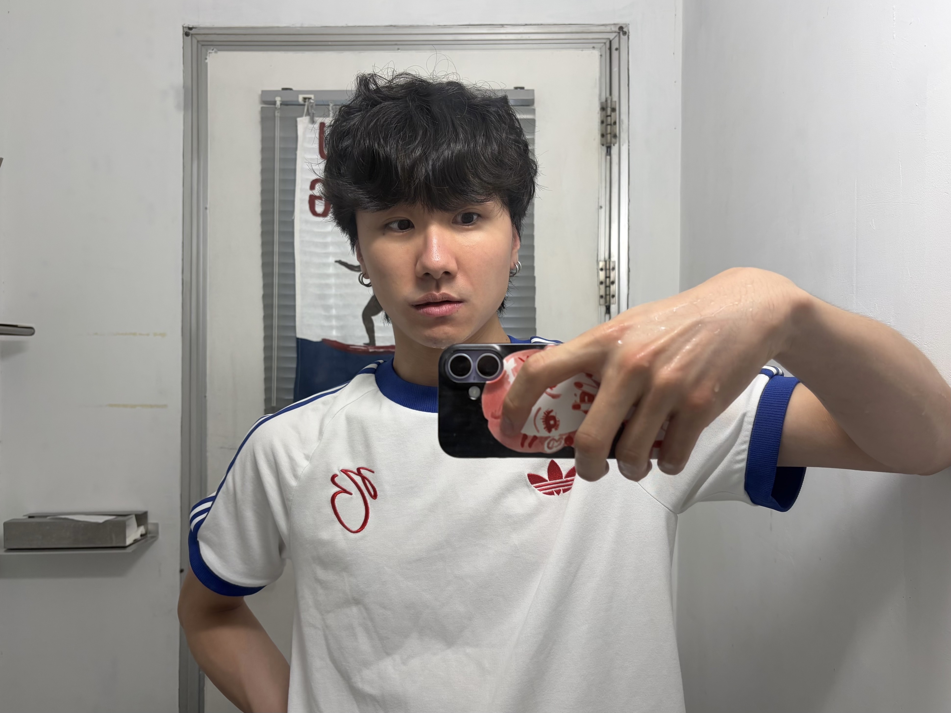 Adidas Jude Bellingham Three Rooms T-Shirt White - KR Sizing, Adidas Jude Bellingham Three Rooms T-Shirt White - US Sizing 착용 스타일