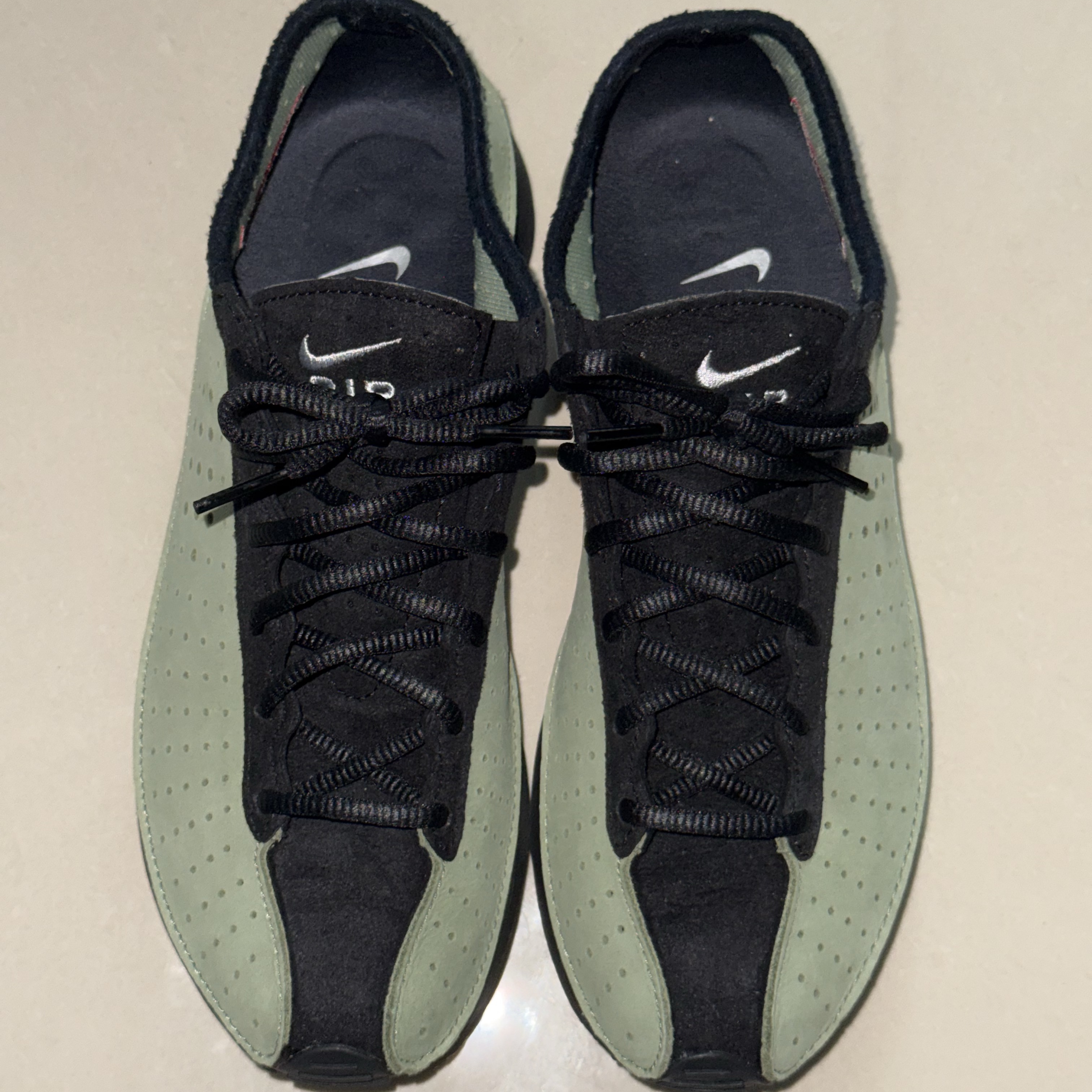 (W) Nike Air Superfly Oil Green Black 착용 스타일 - 3