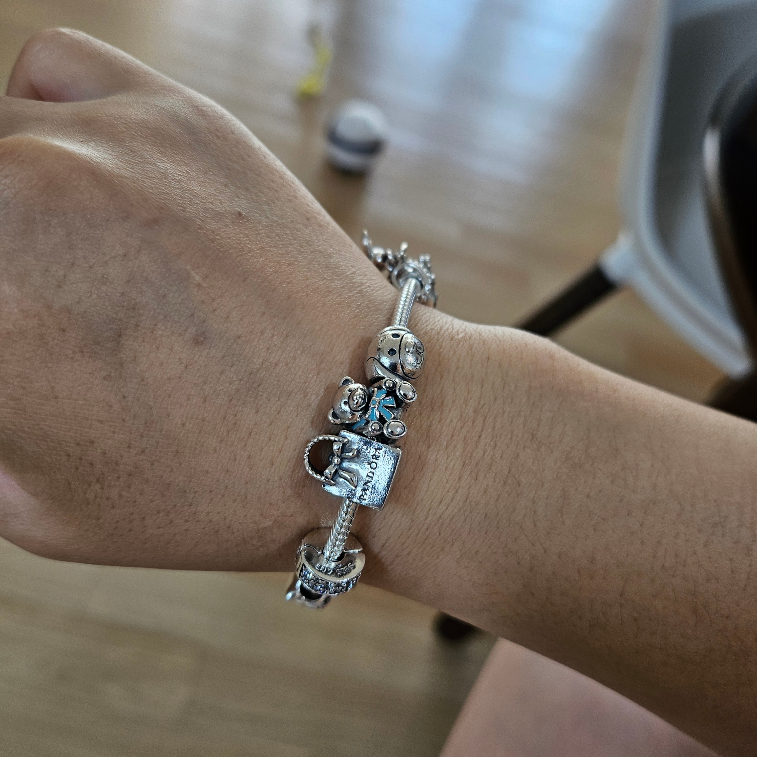 (W) Pandora Heart Shaped Clasp Bracelet Sterling Silver 착용 스타일