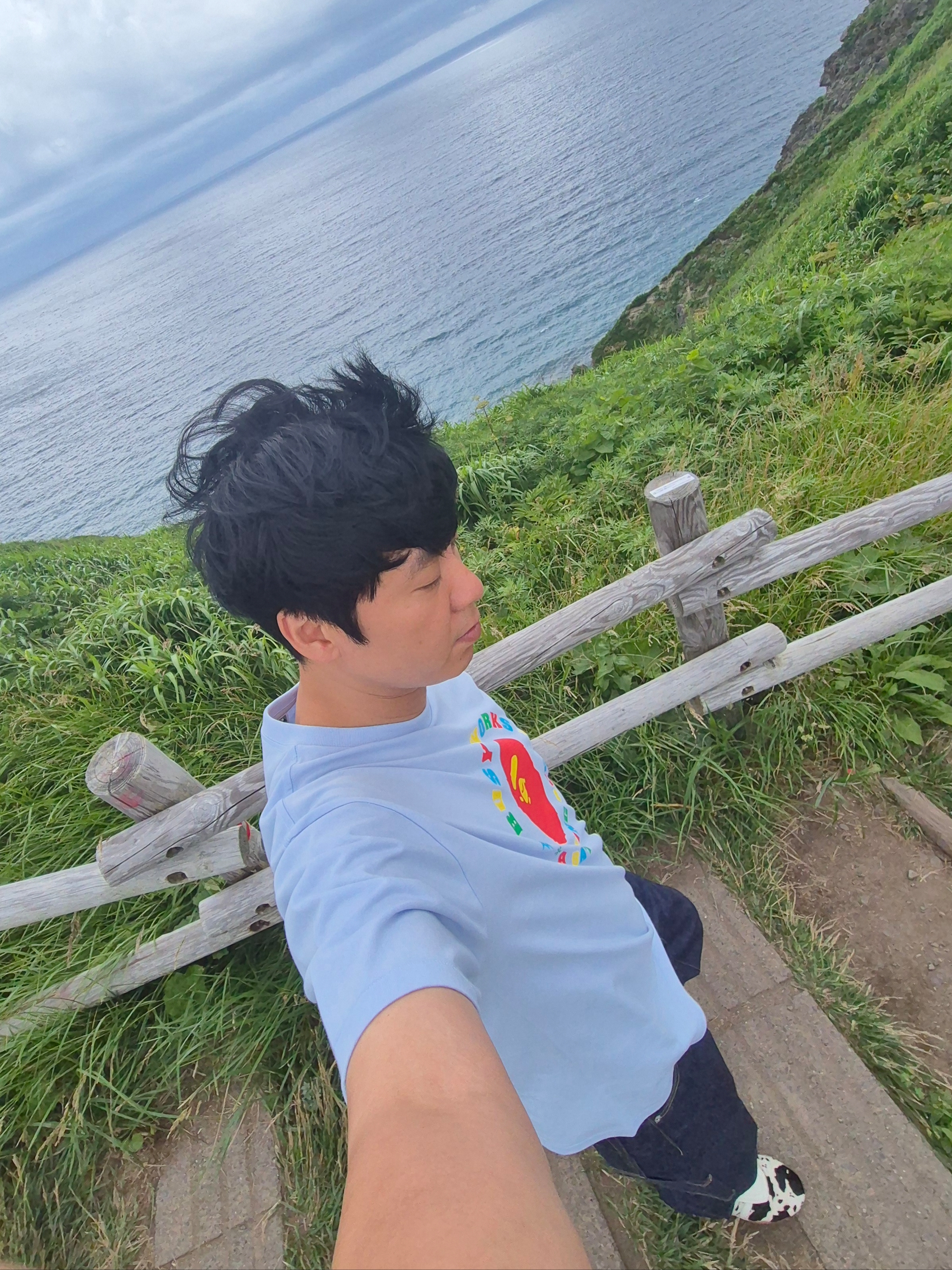 Human Made Straight Denim Pants Past Indigo, BAPE Colors College T-shirt Sax 착용 스타일 - 3