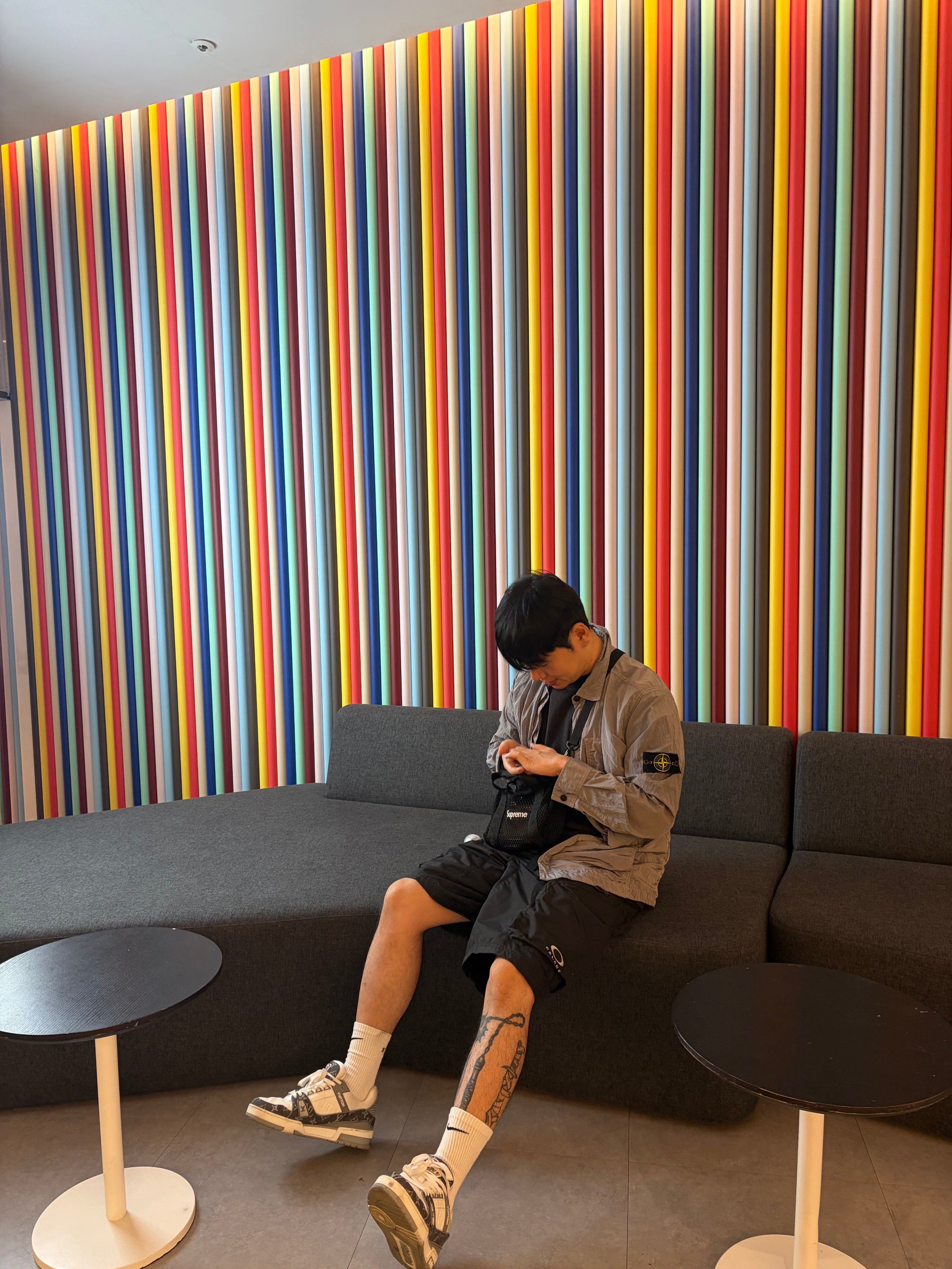 Palace x Oakley Nitrofuel Short Black - 23SS, Louis Vuitton LV Trainer Sneakers Gray 착용 스타일 - 2