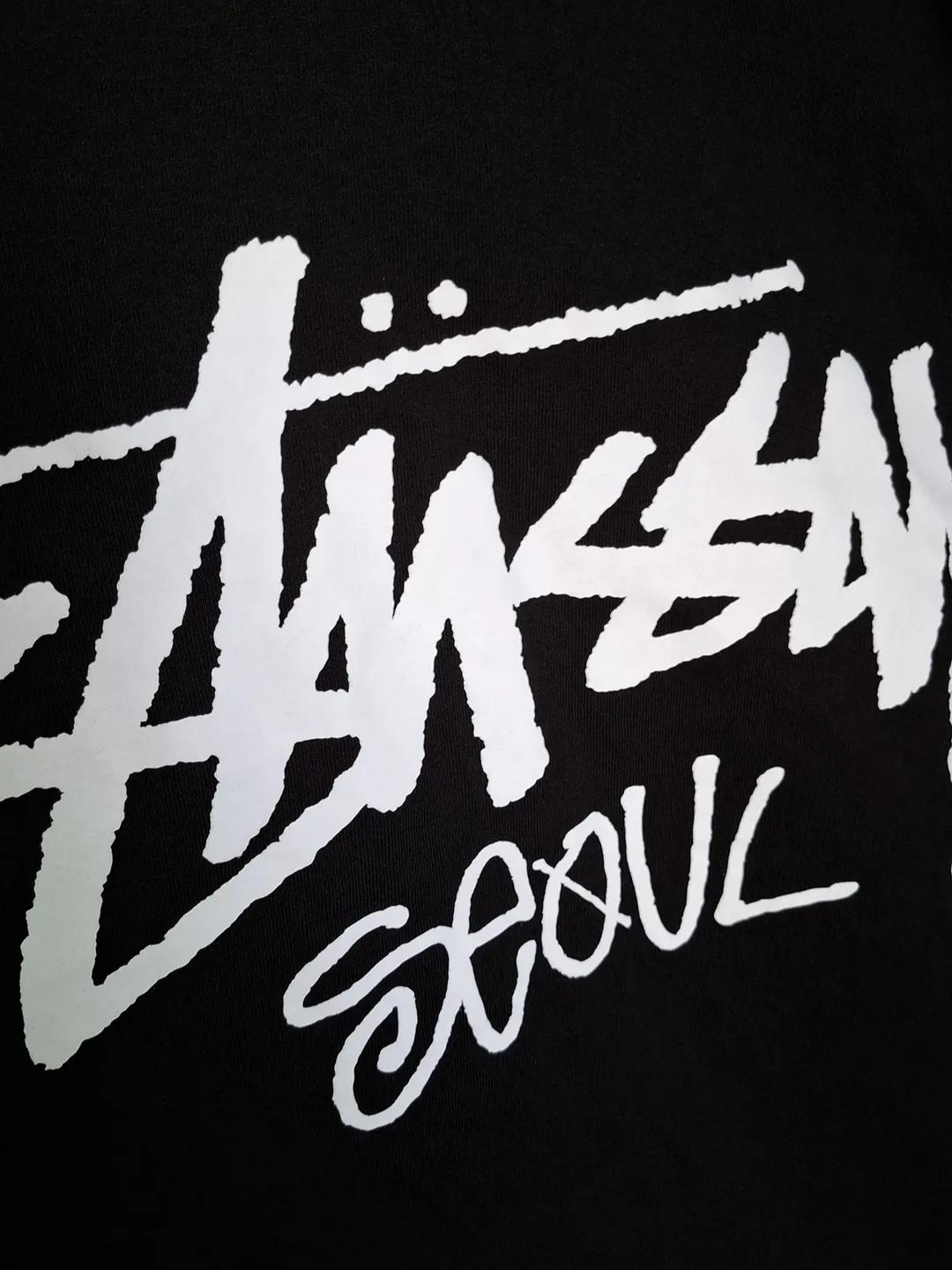 Stussy Stock Seoul T-Shirt Black 착용 스타일