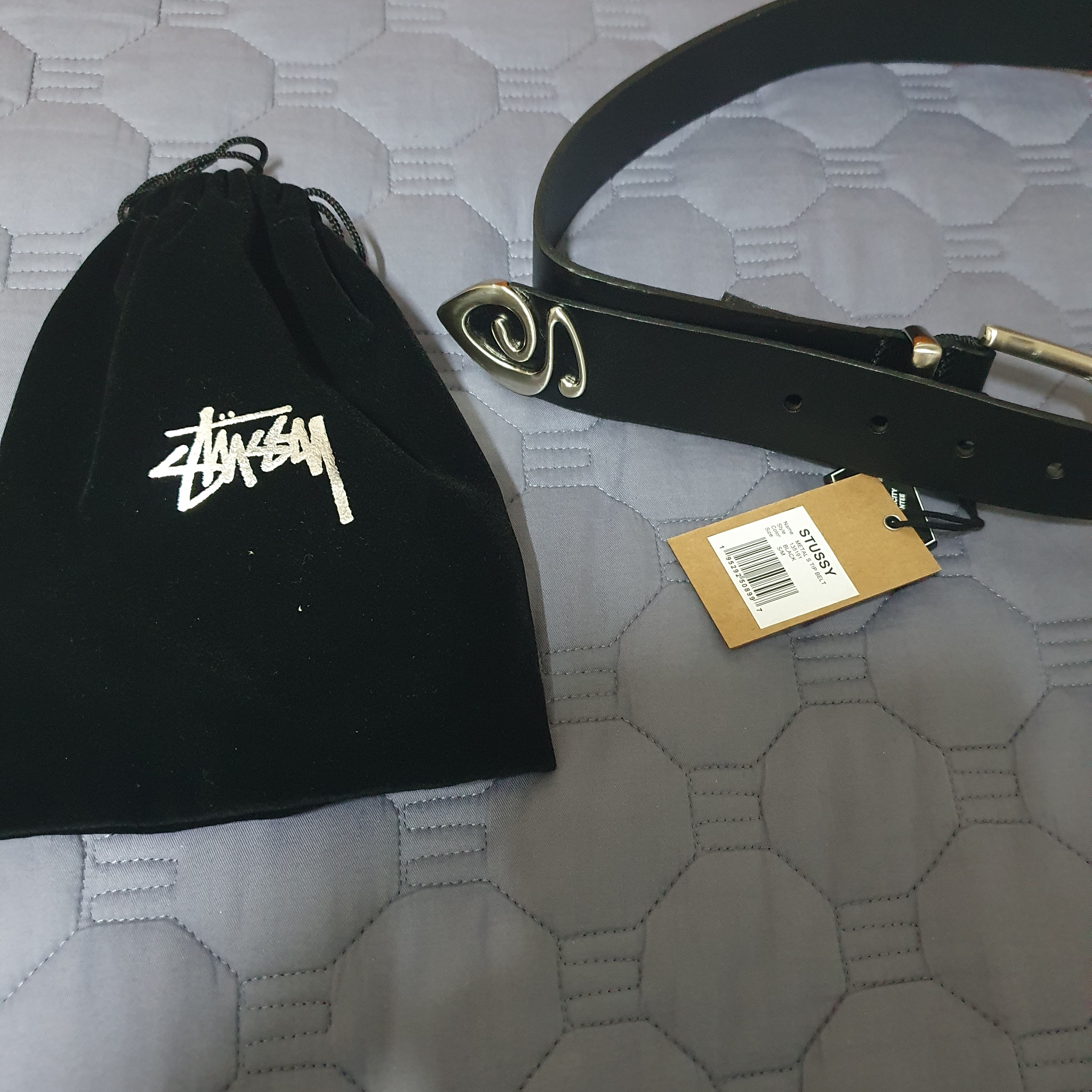 Stussy Metal S Tip Belt Black 착용 스타일