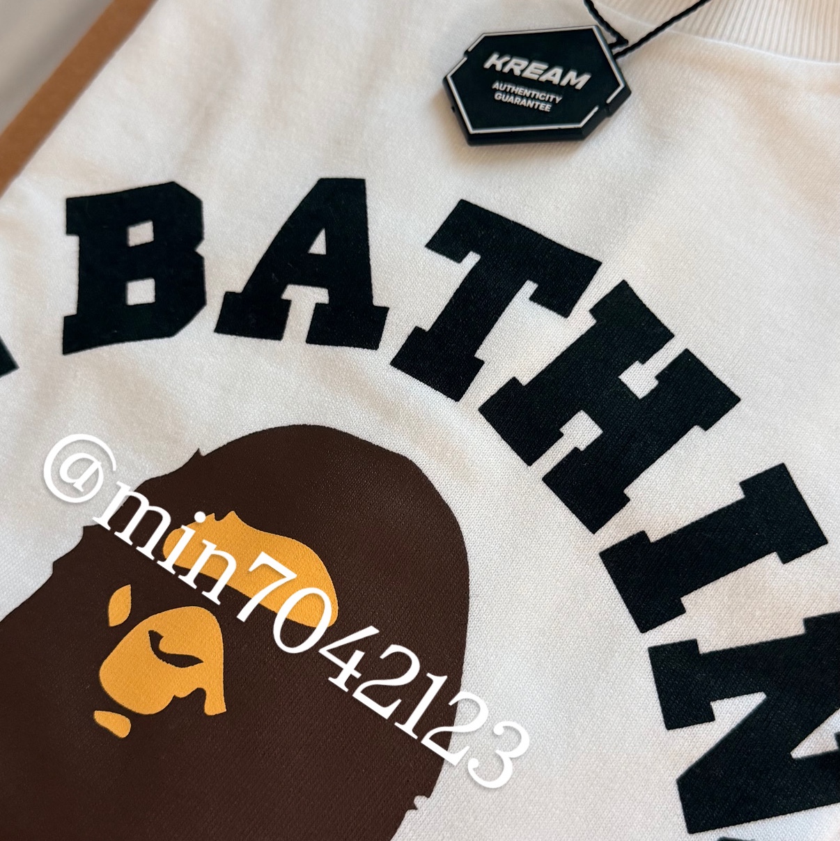 BAPE College T-Shirt White 착용 스타일