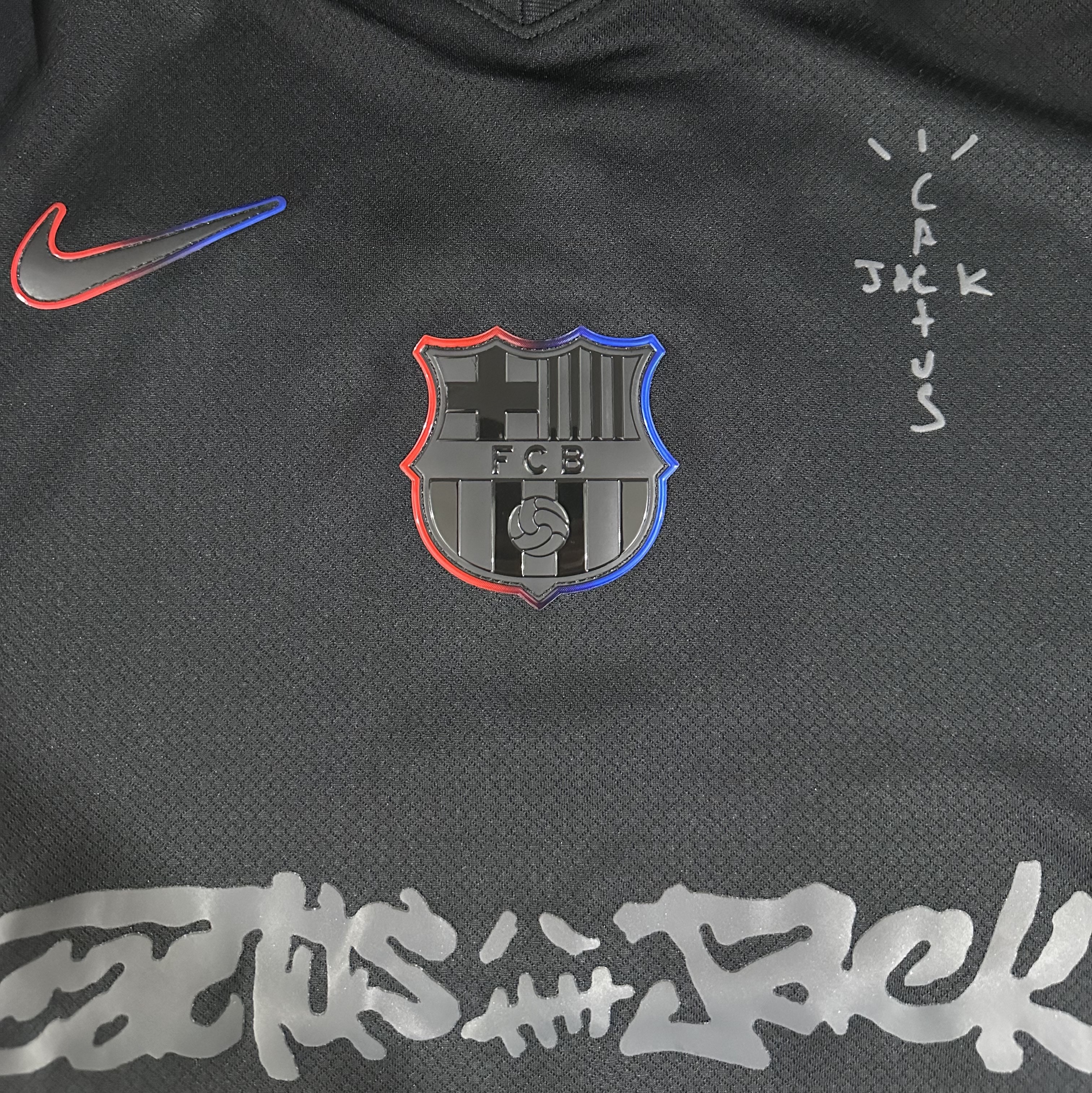 Nike FC Barcelona 2024/25 Stadium Away Dri-Fit Football Replica Jersey Black Hyper Royal (Non Marking Ver.) 착용 스타일 - 1
