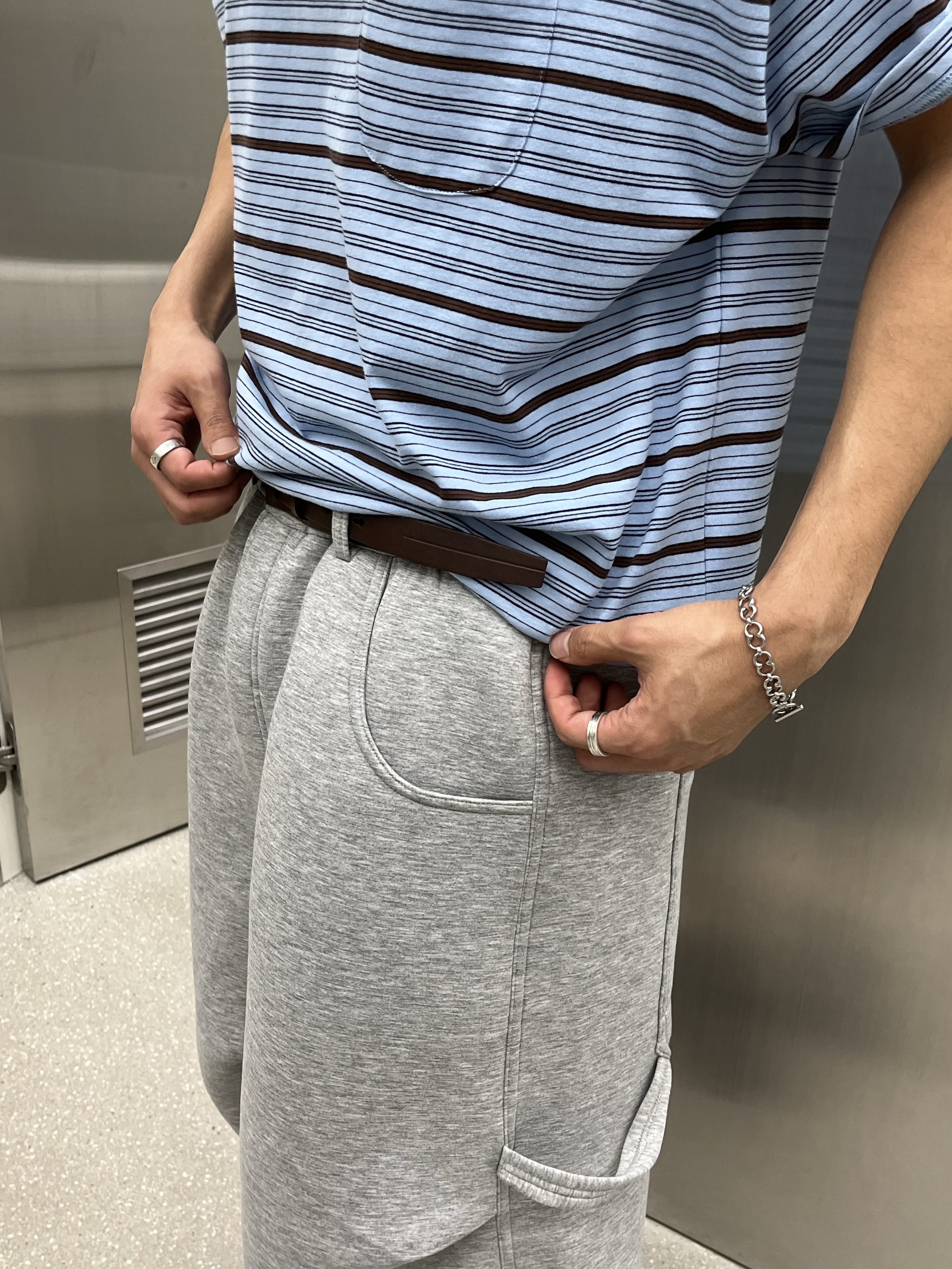 Millo Archive Ritz Stripe Pocket T-Shirt Sky Blue, Millo Archive Ritz Stripe Pocket T-Shirt Melange Gray 착용 스타일 - 3